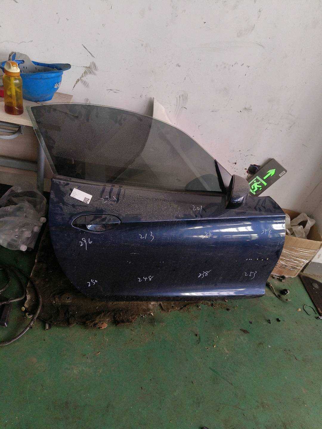 41009628750 前门总成（右）