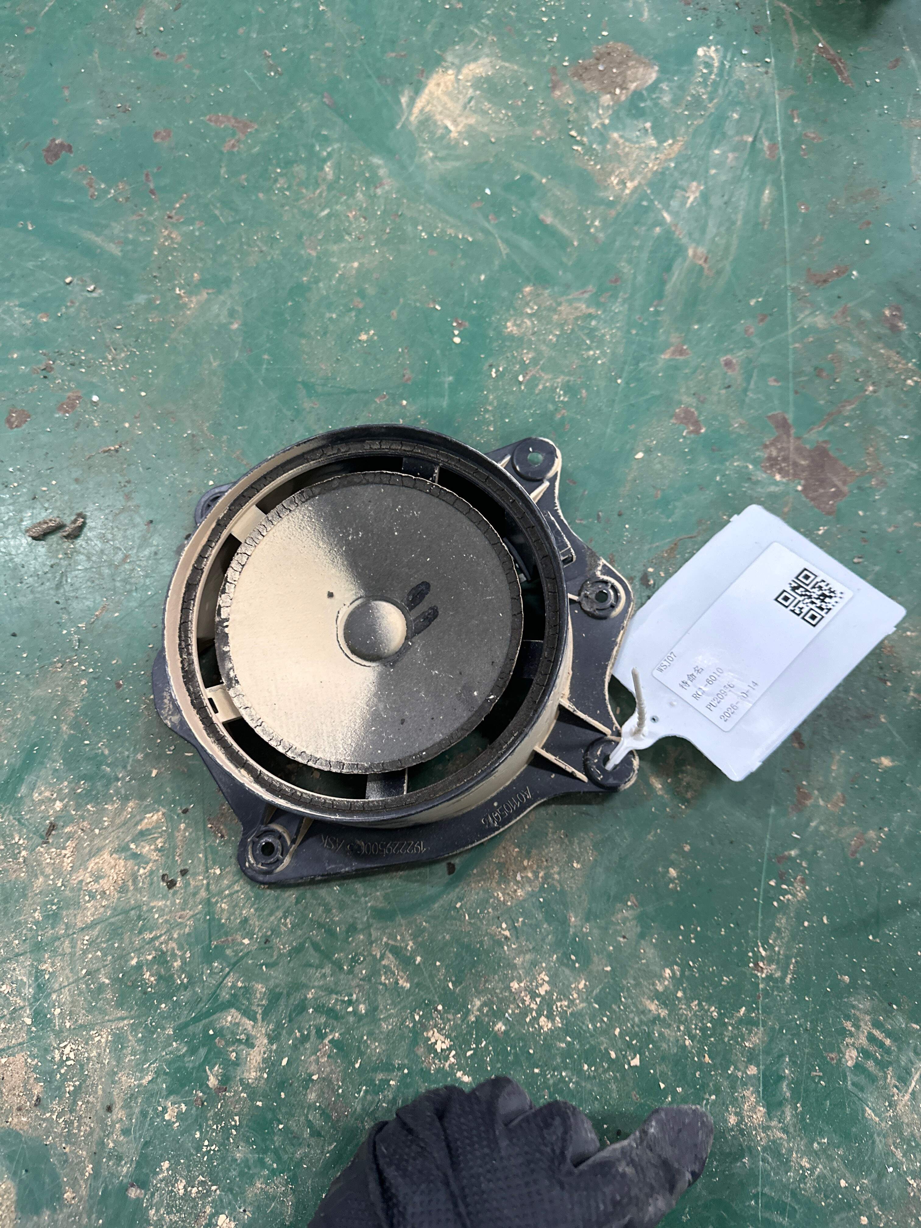A2218200776 后门扬声器(右)