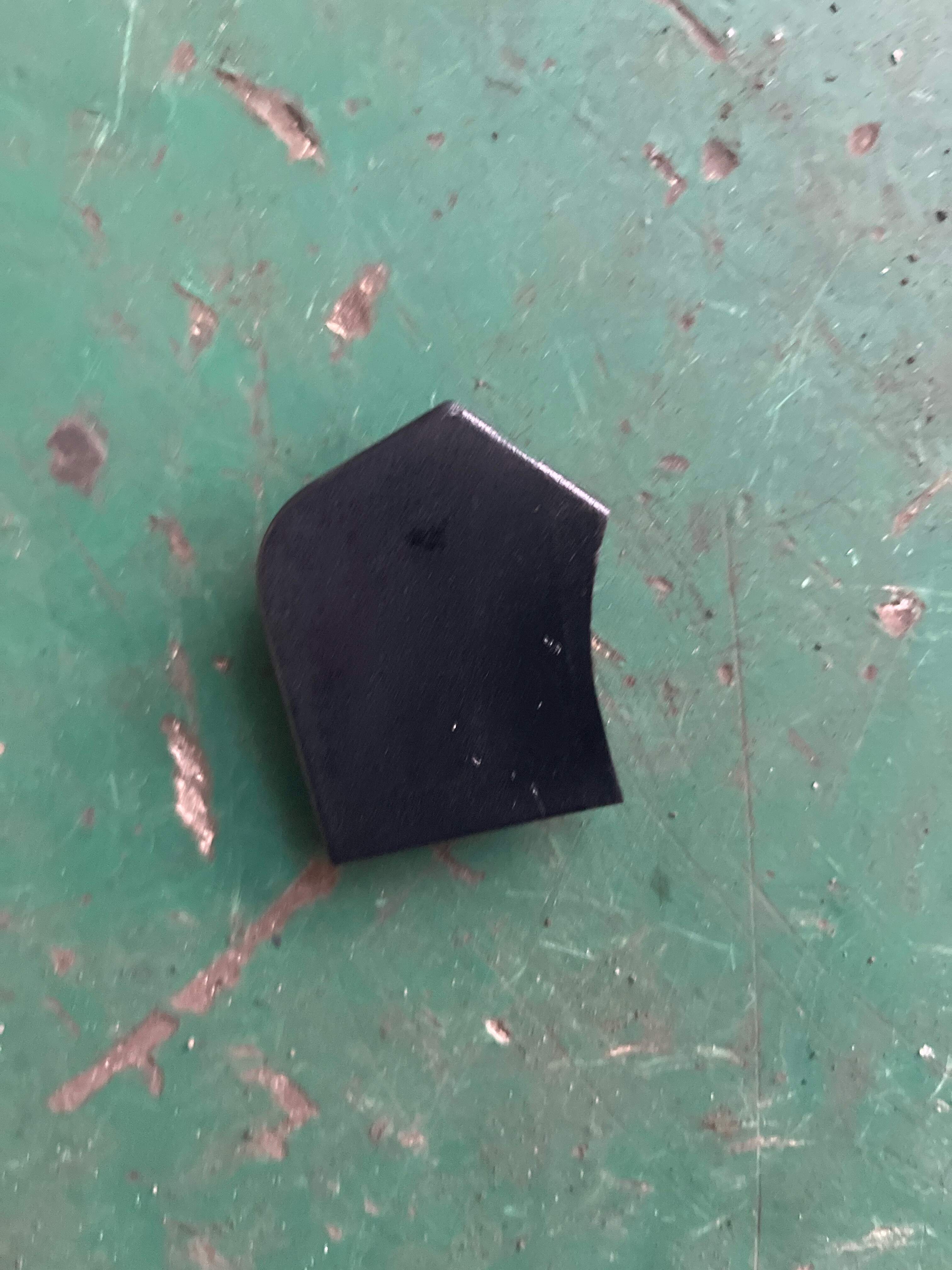 LR028098 Protective Cover