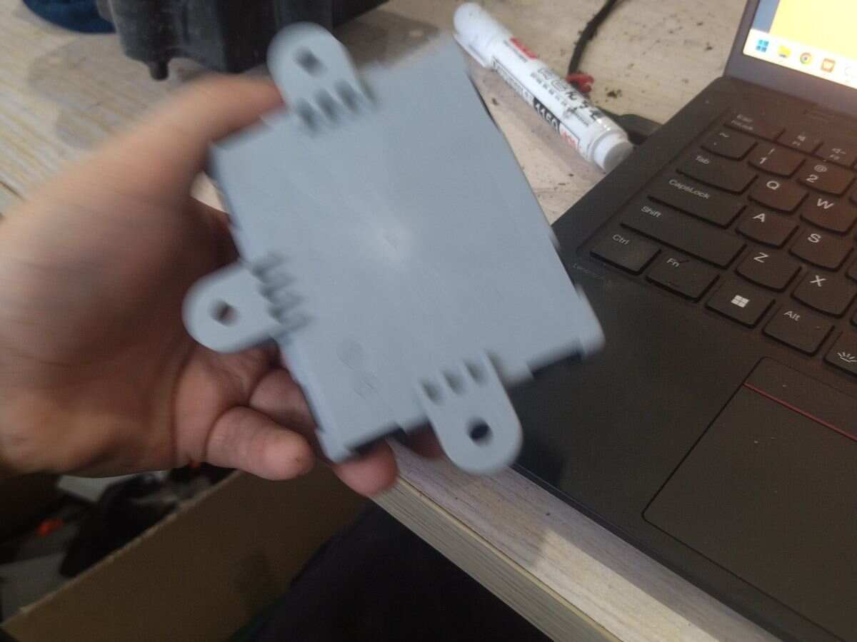 T4N6281 Rear Door Control Unit, Right