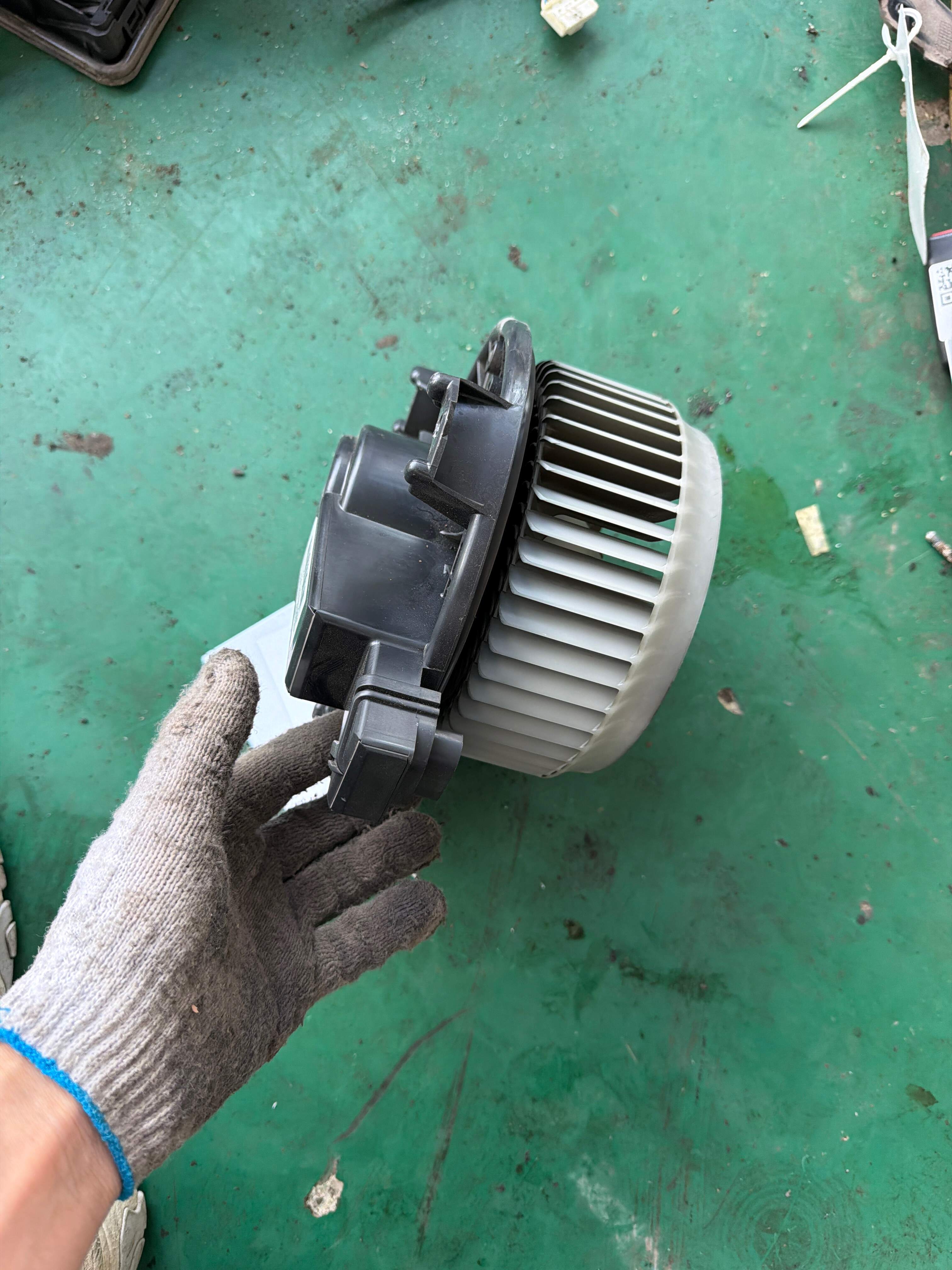C2Z6519 Blower Motor