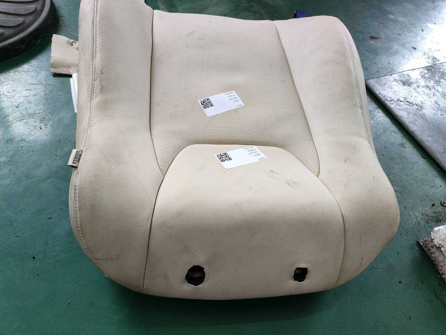 7155148150 副驾驶员座椅靠背软垫