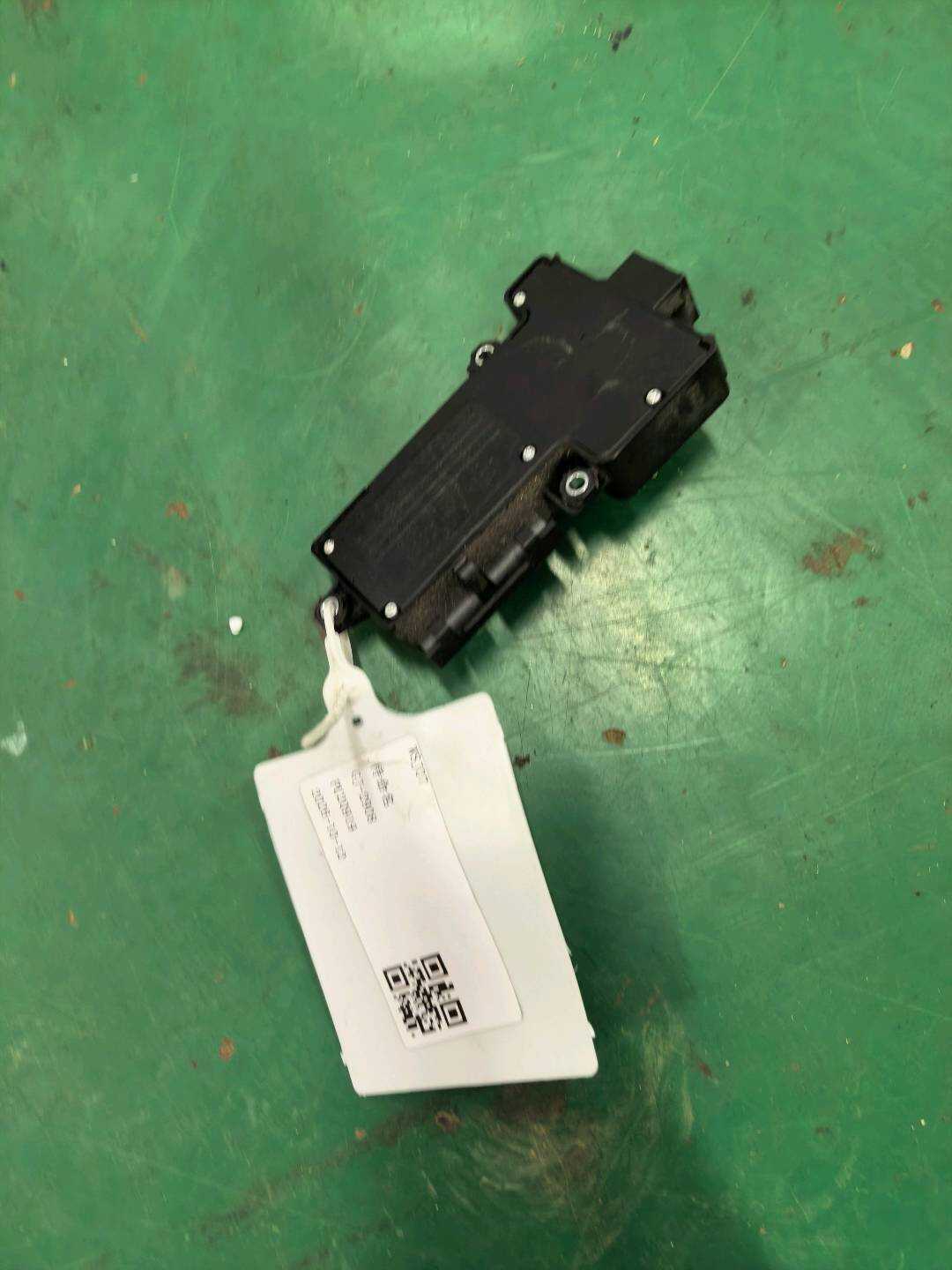 L4GD959747A 驾驶员座椅调节开关