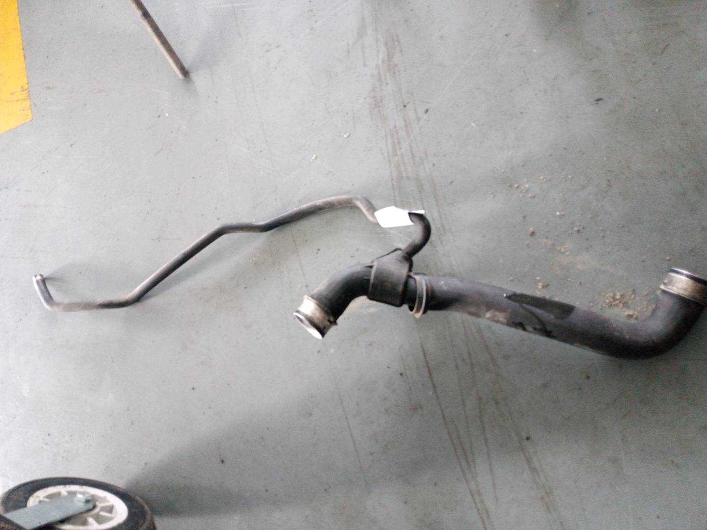 A2125011382 水箱进水管