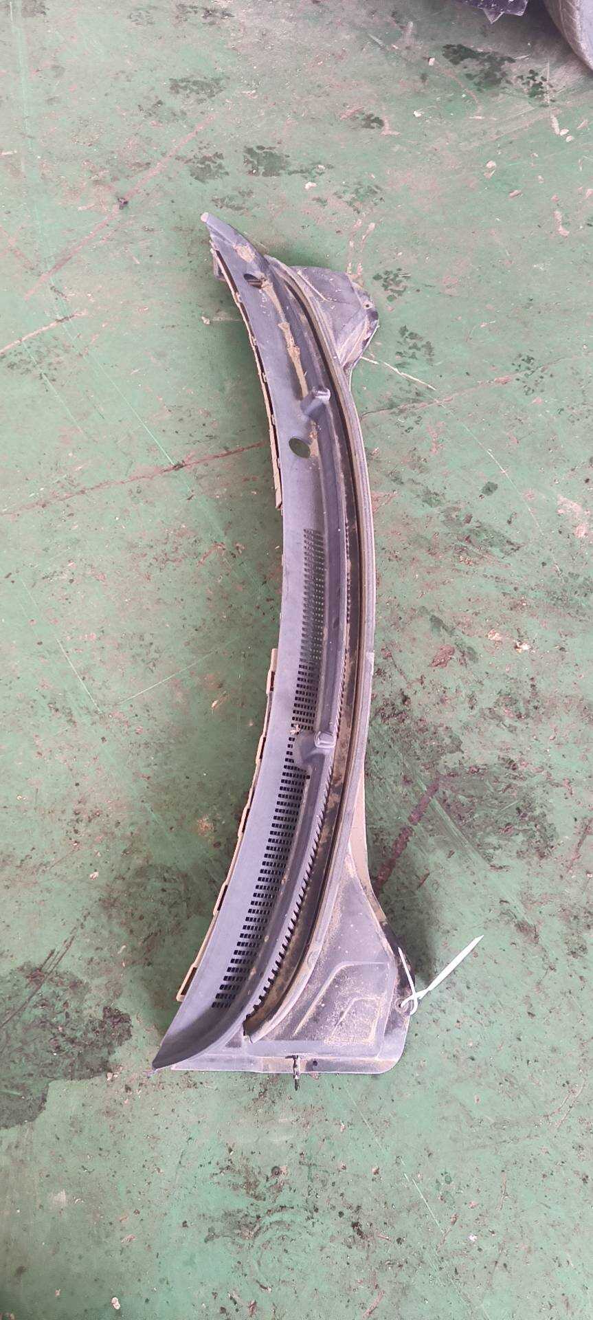 86150F9500 Front Windshield Cowl Grille