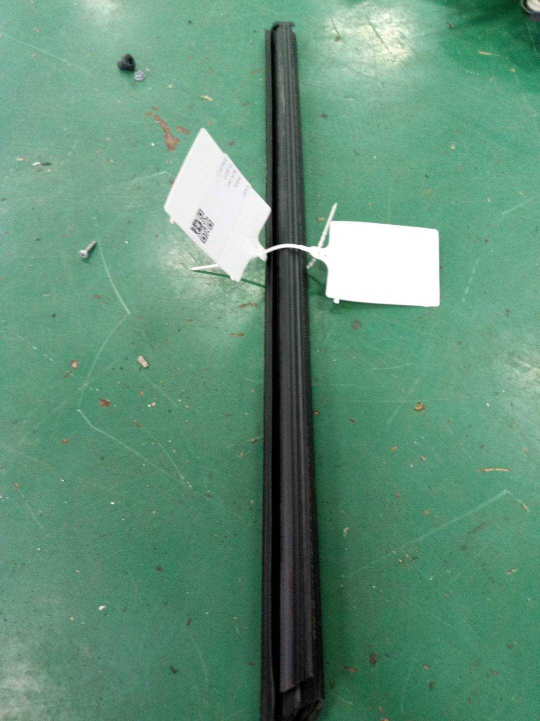 51337393419 左前门内压条