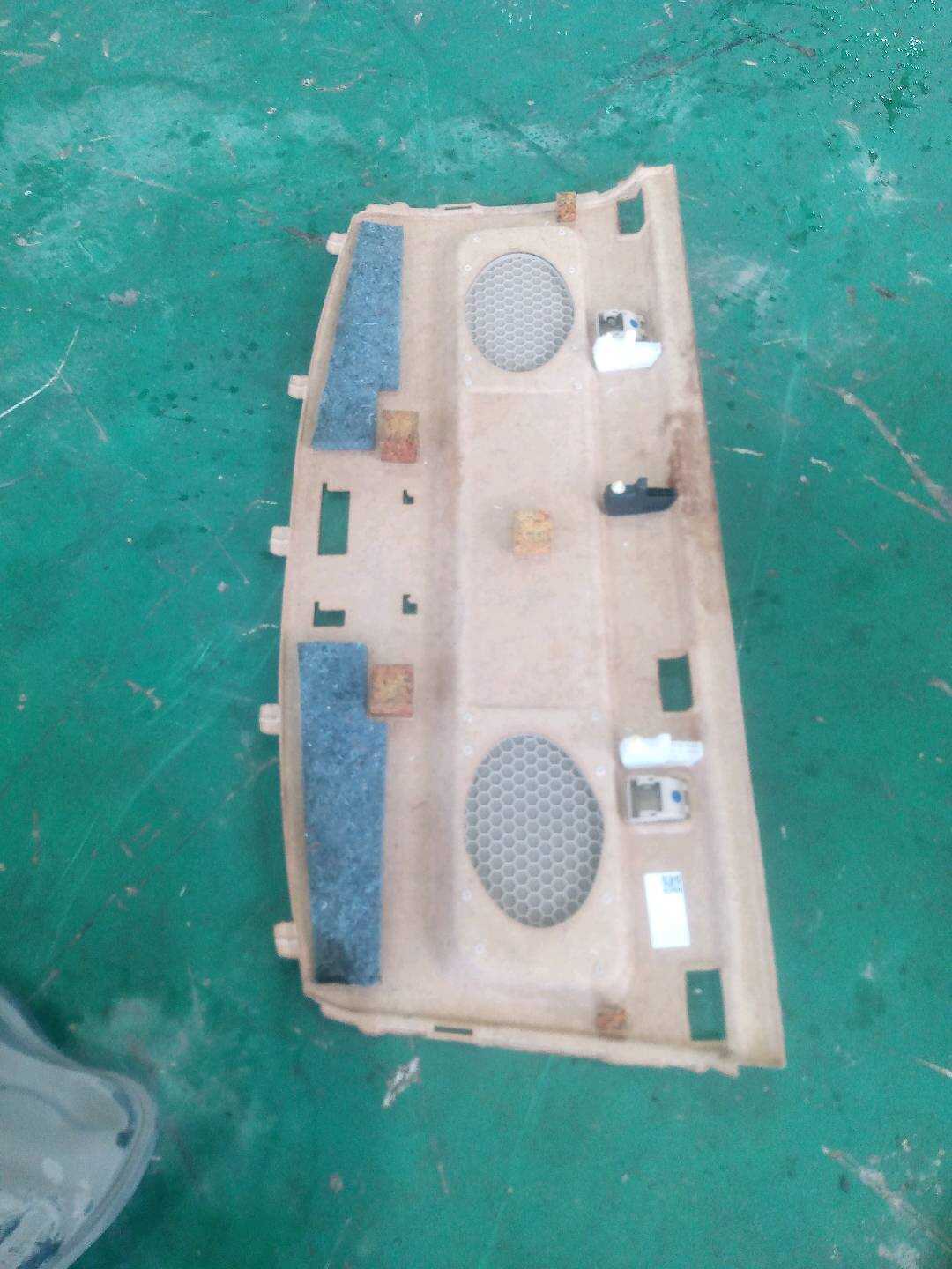 6433006410E2 后窗台饰板