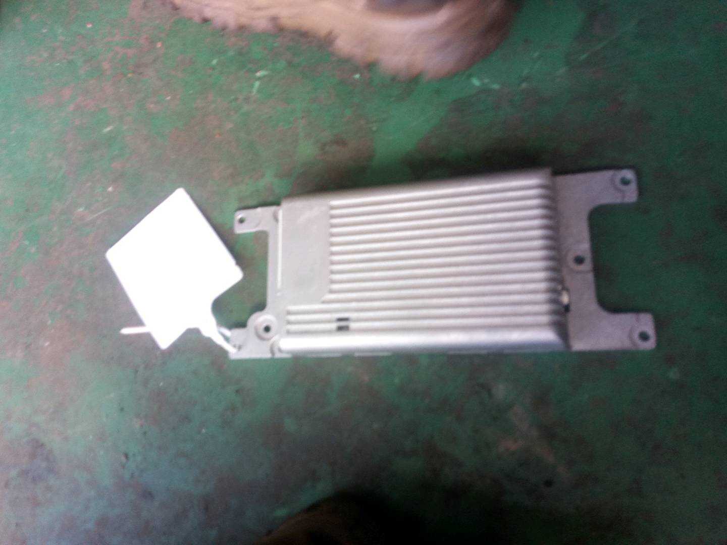 84109215184 车载通信模块