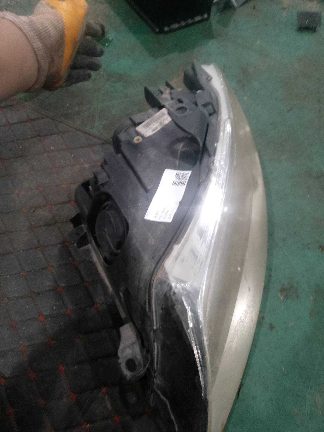 4L0941029B 前大灯半总成(左)