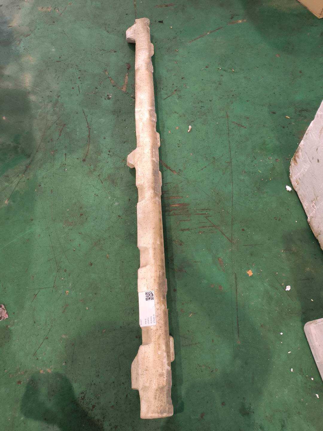 7586406100 底大边加强板(左)