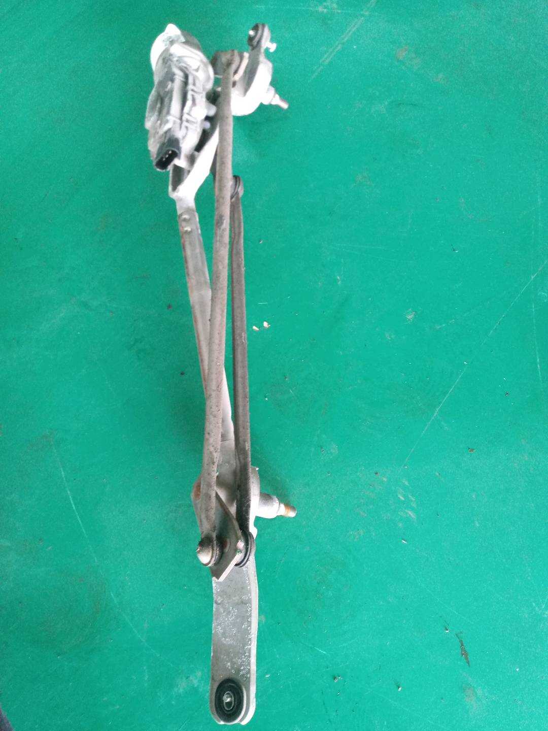 84053576 Front Windshield Wiper Motor