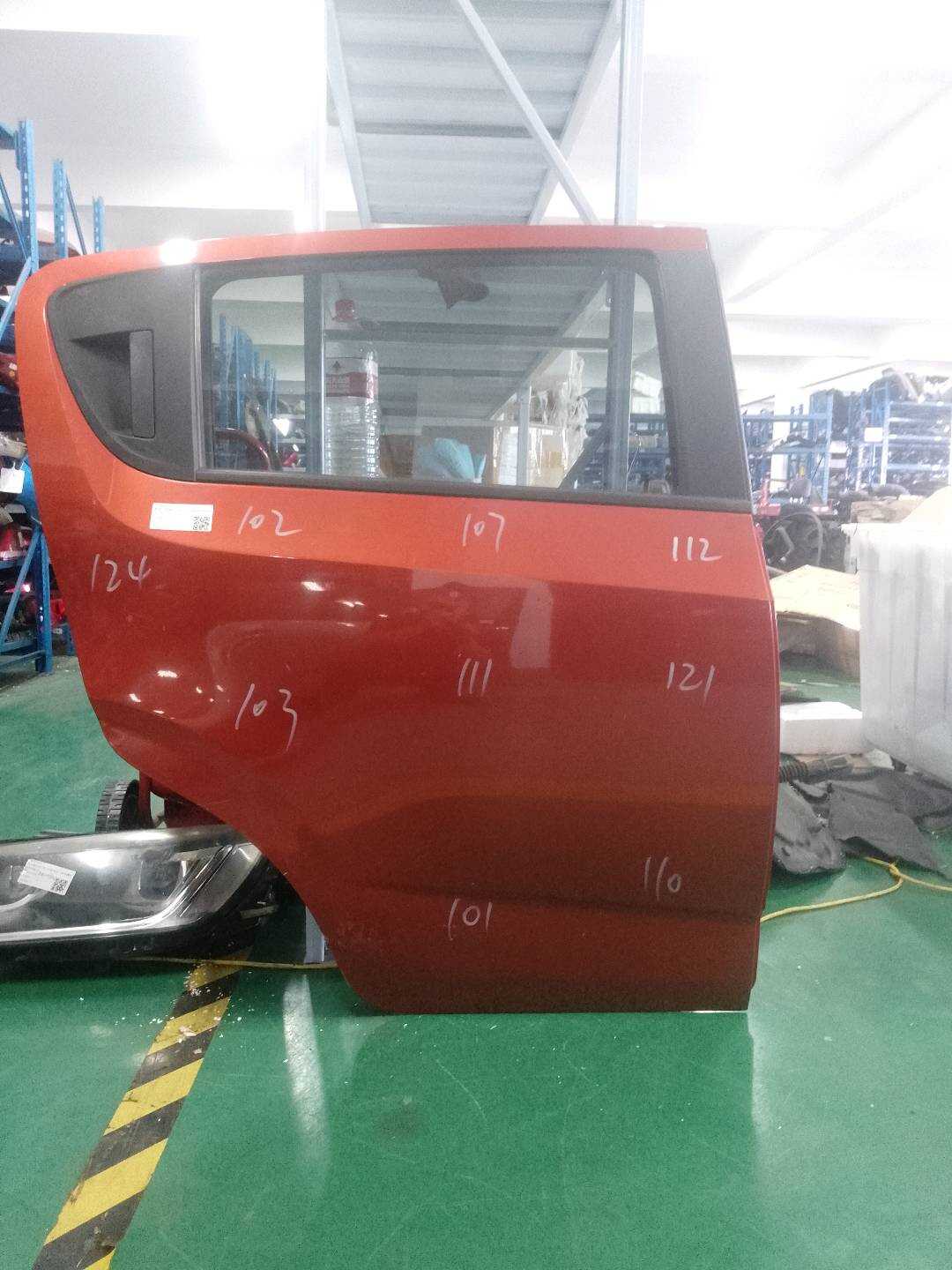 95996004 后门壳(右)