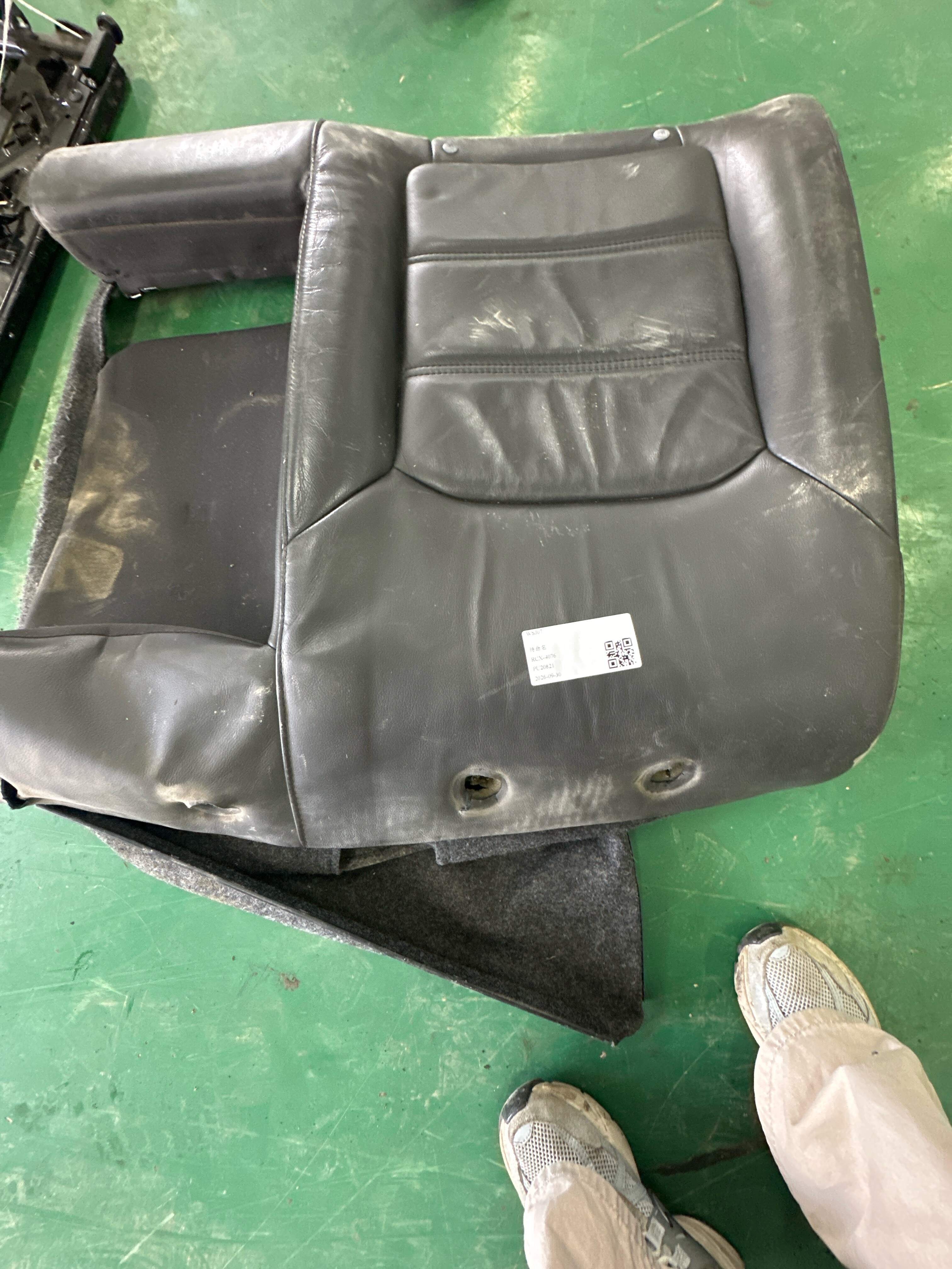5ND885776A 后座椅靠背软垫