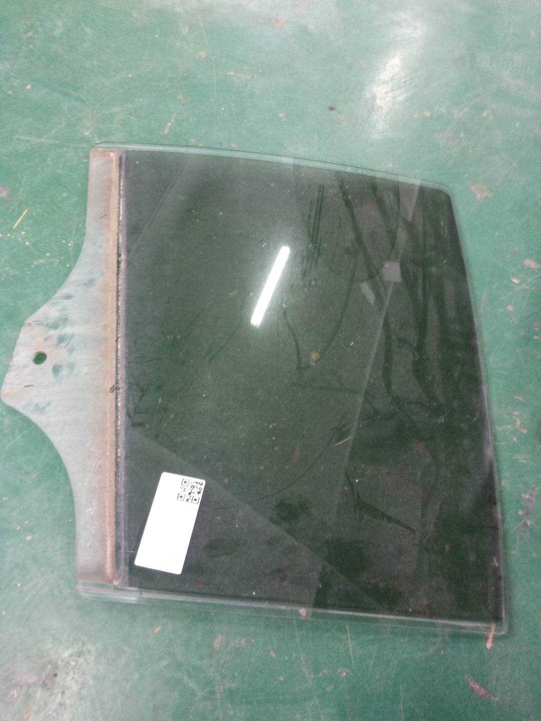 51357339869 后门玻璃(左)