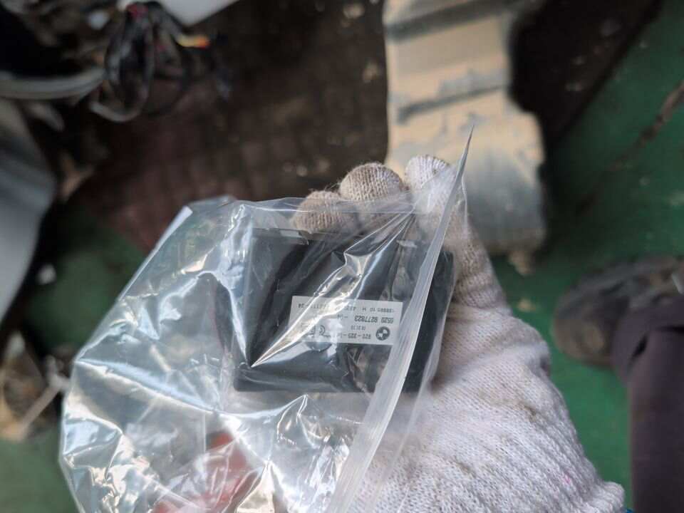 65209277826 盖罩