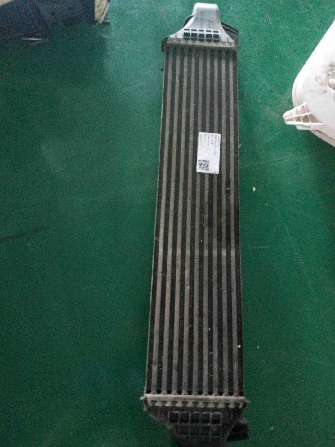A2465000100 增压中冷器