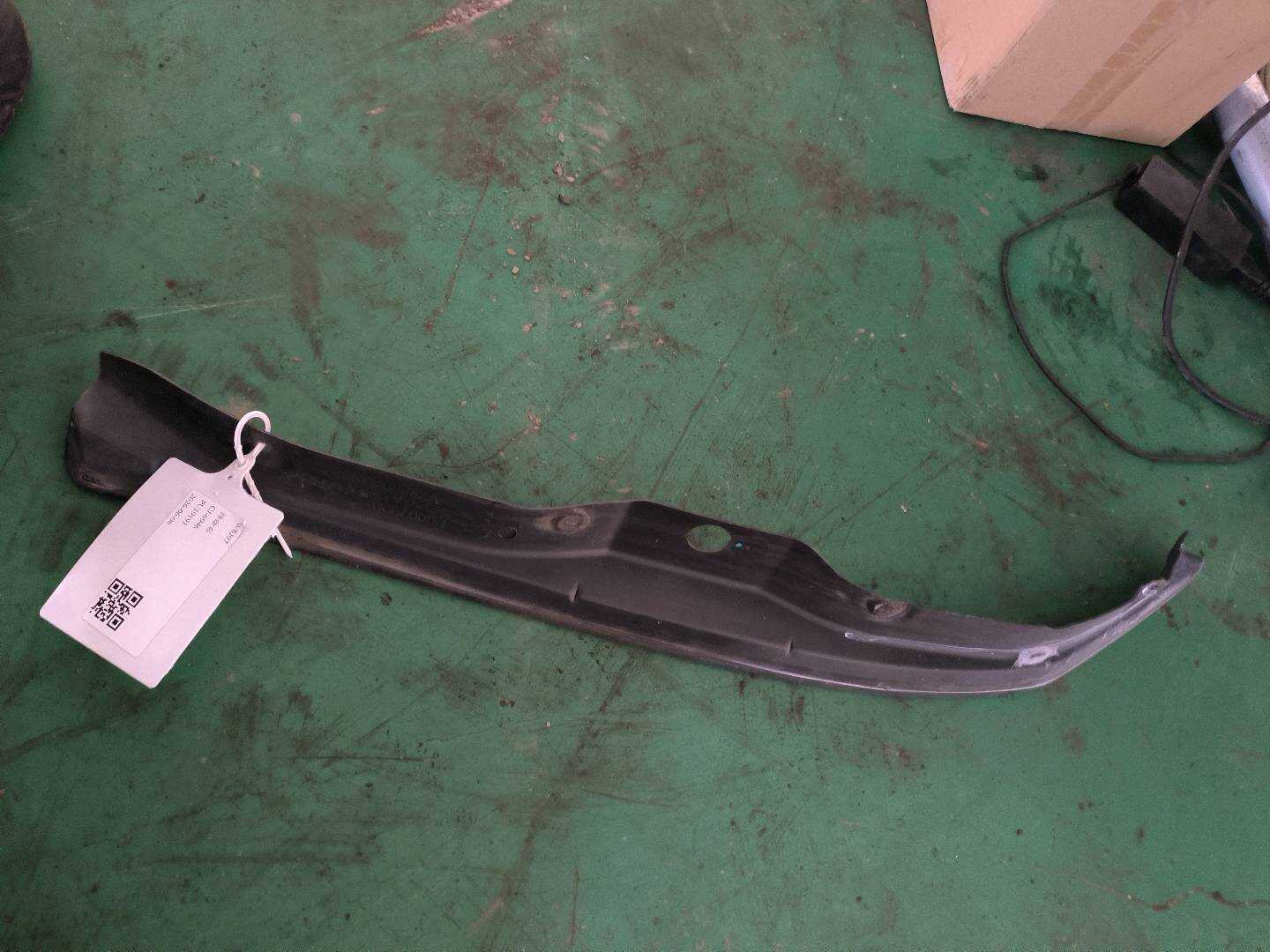 P0074943AB Front Right Door Gap Weatherstrip Lower Section