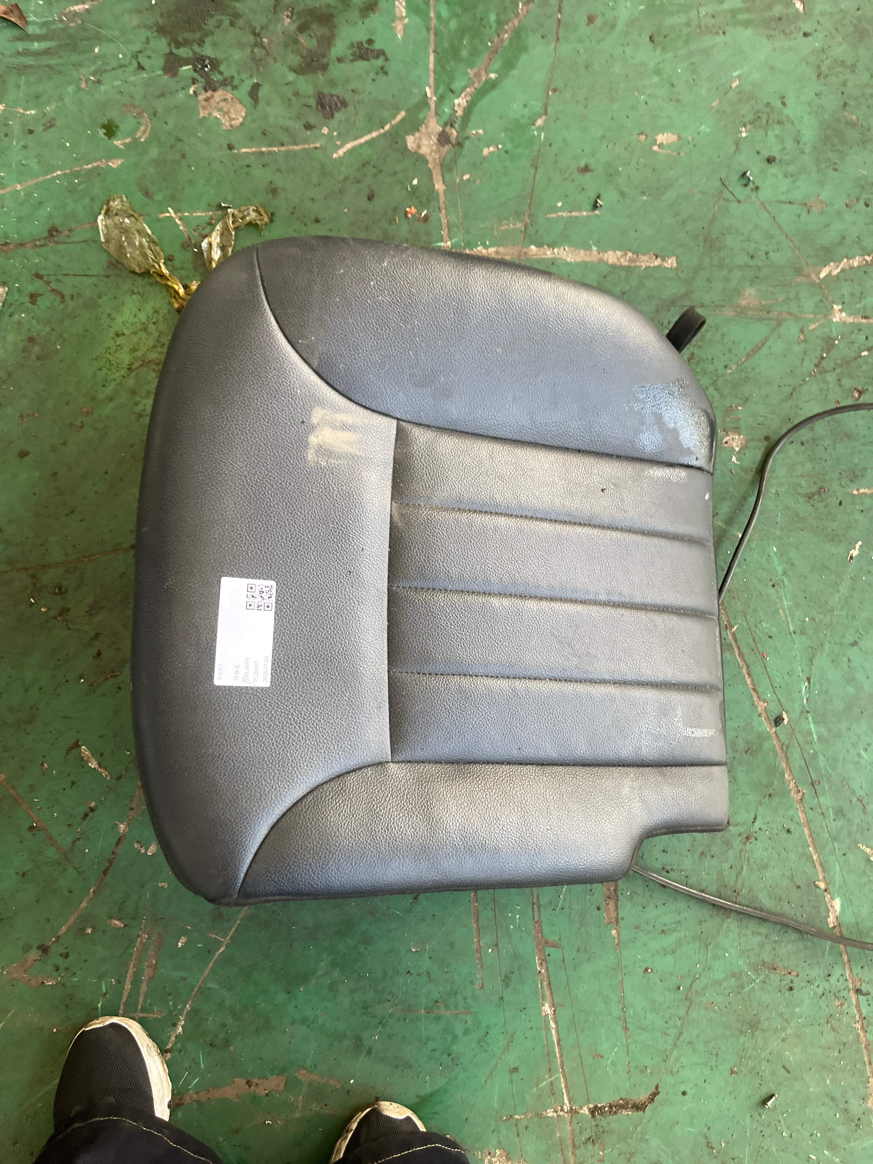 A1649200650 Rear Seat Base Cushion