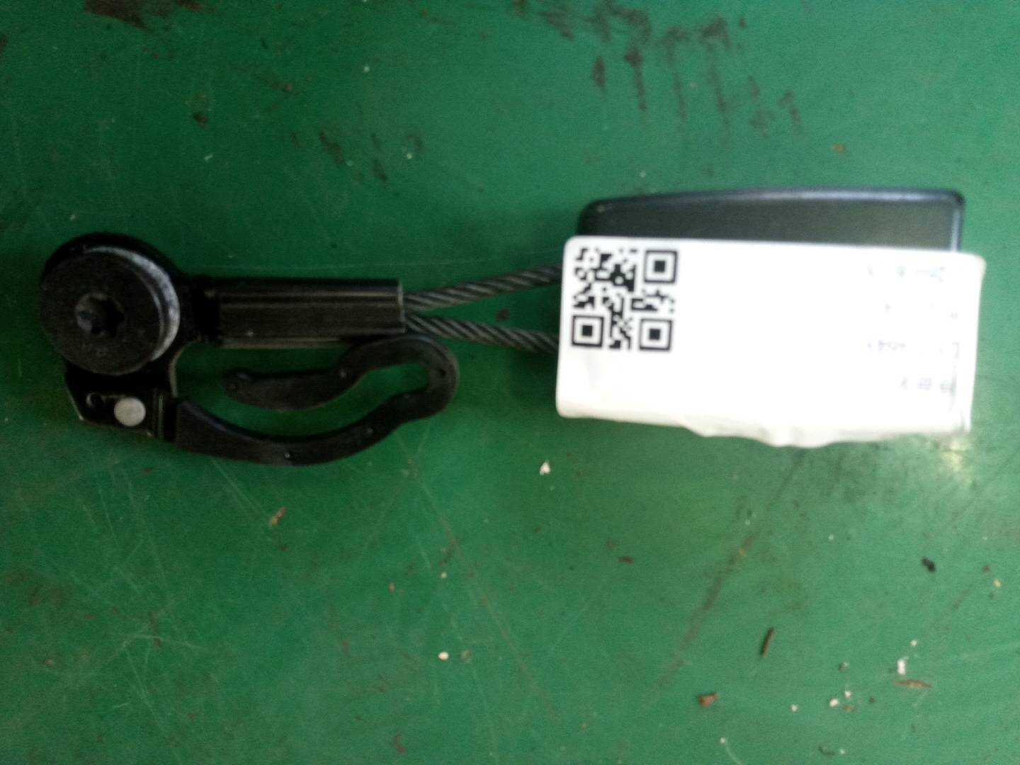 72117161640 后座椅安全带扣（右）