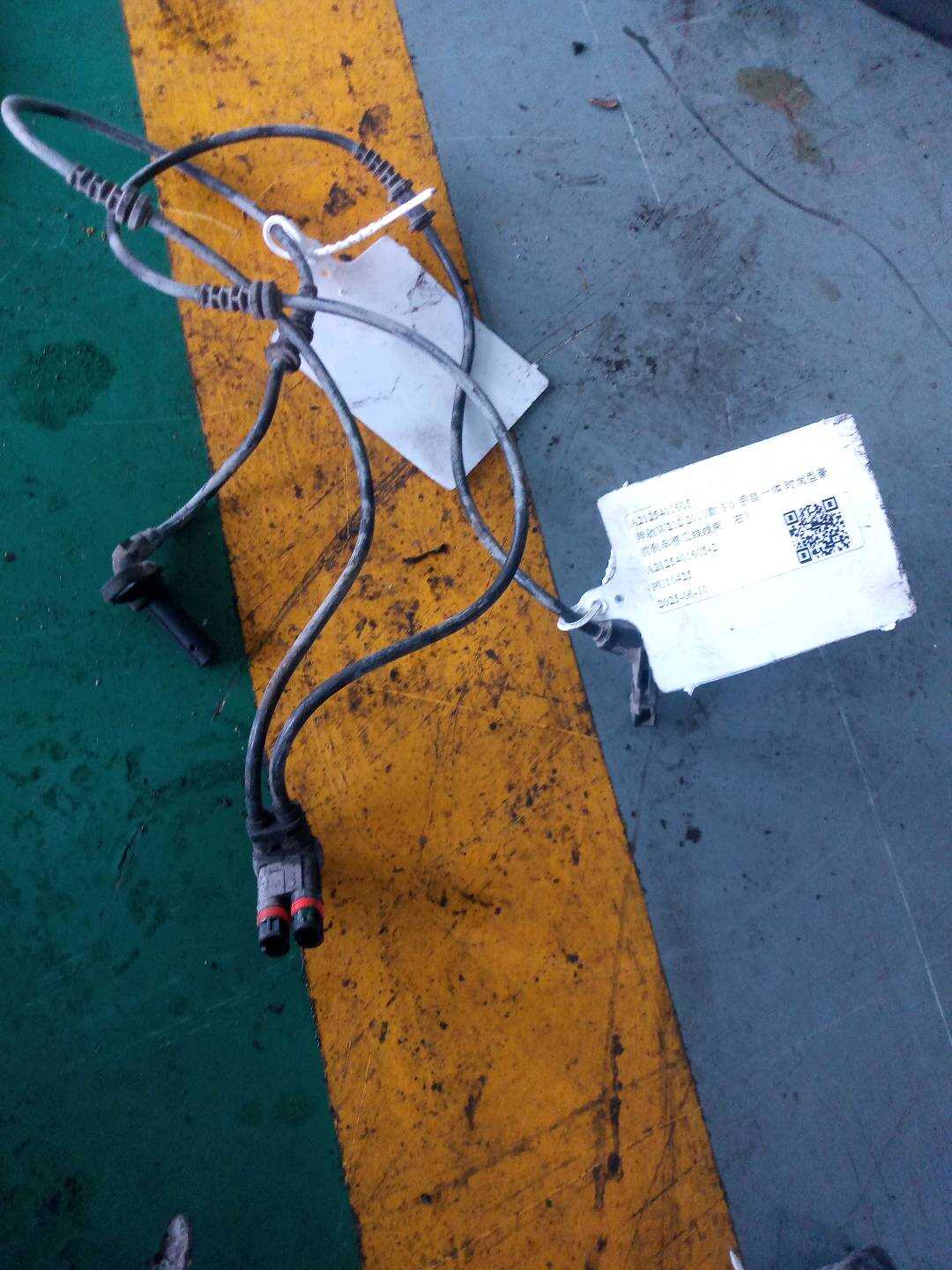 A2125401605 前刹车感应线线束(右)