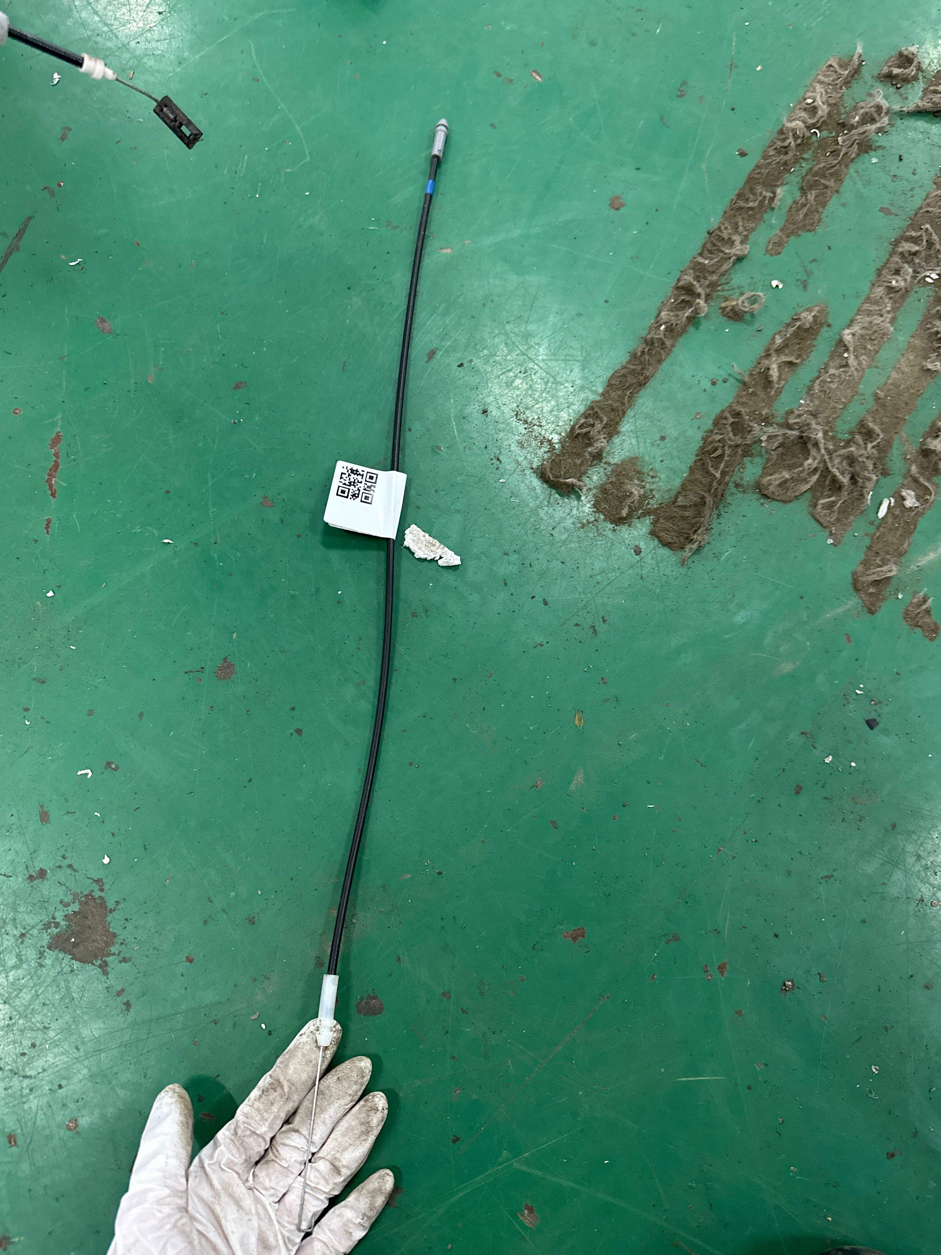 69770YK010 后门内拉手拉线(右)