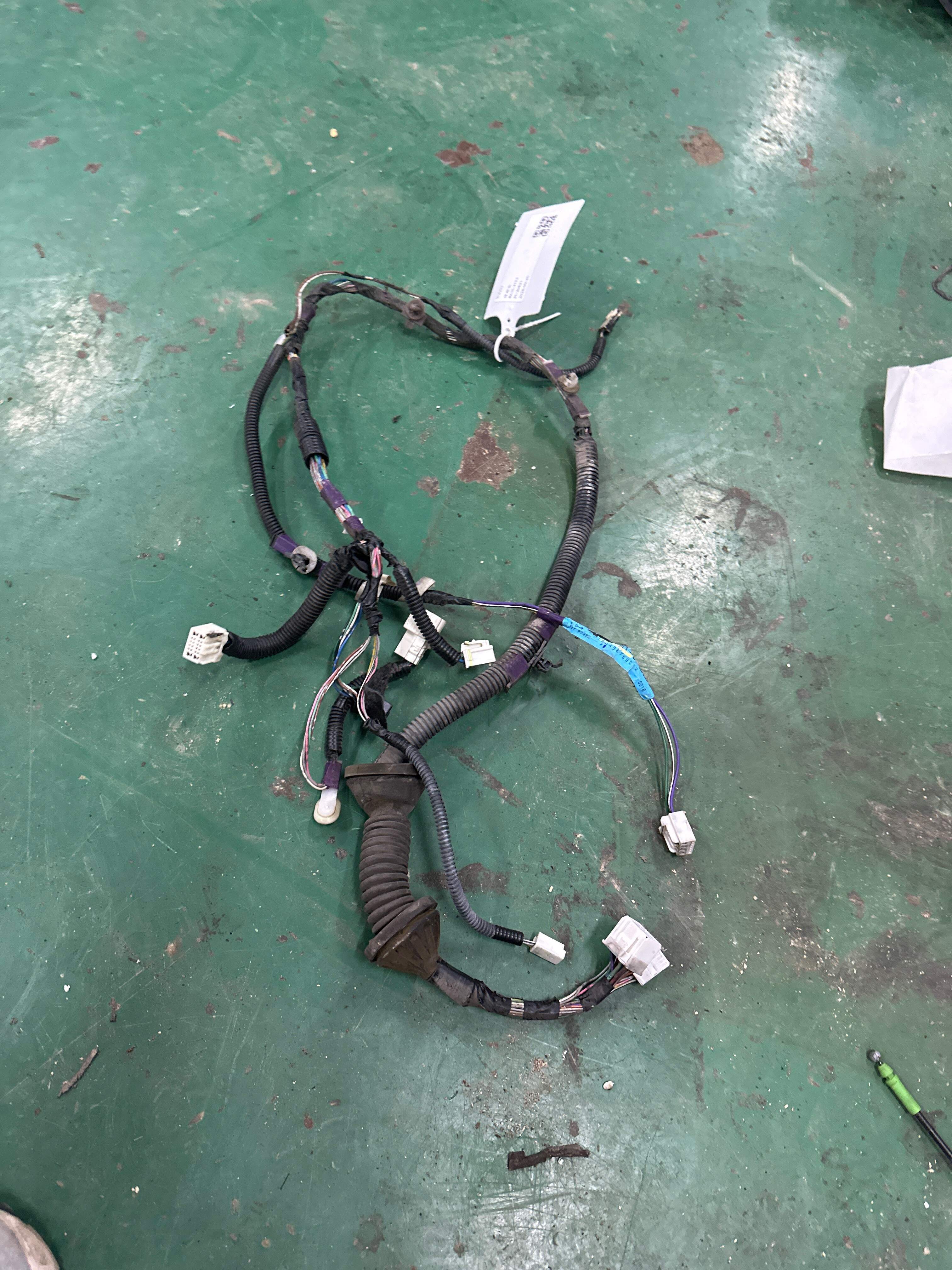 821510P020 Front Door Wiring Harness, Right