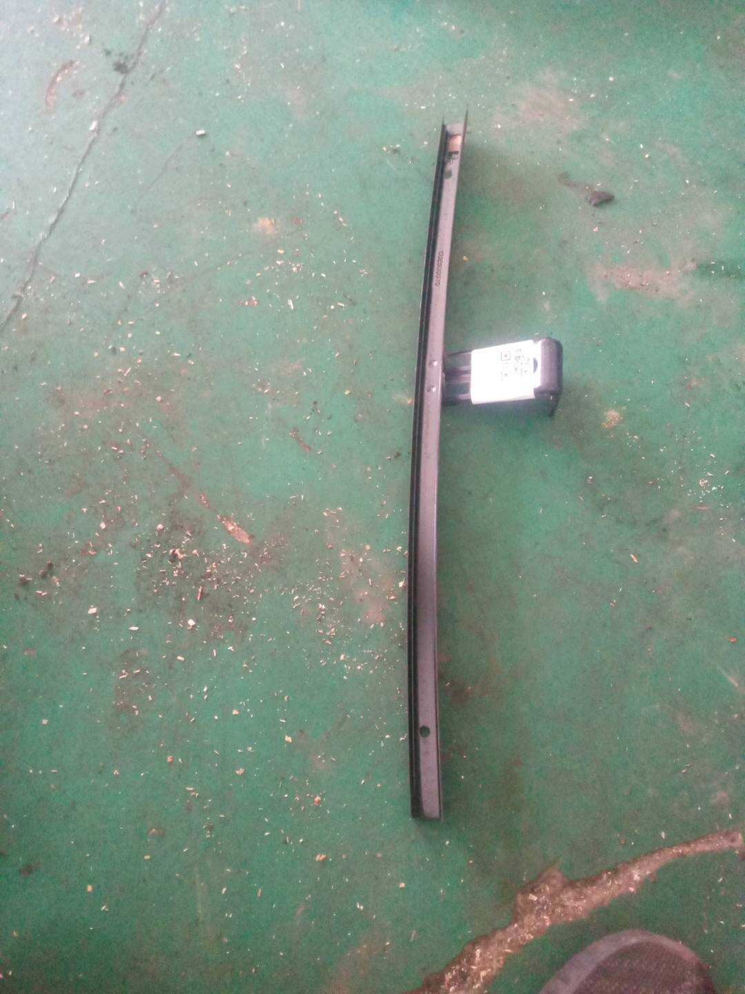 CUE500070 前门玻璃导轨（左）