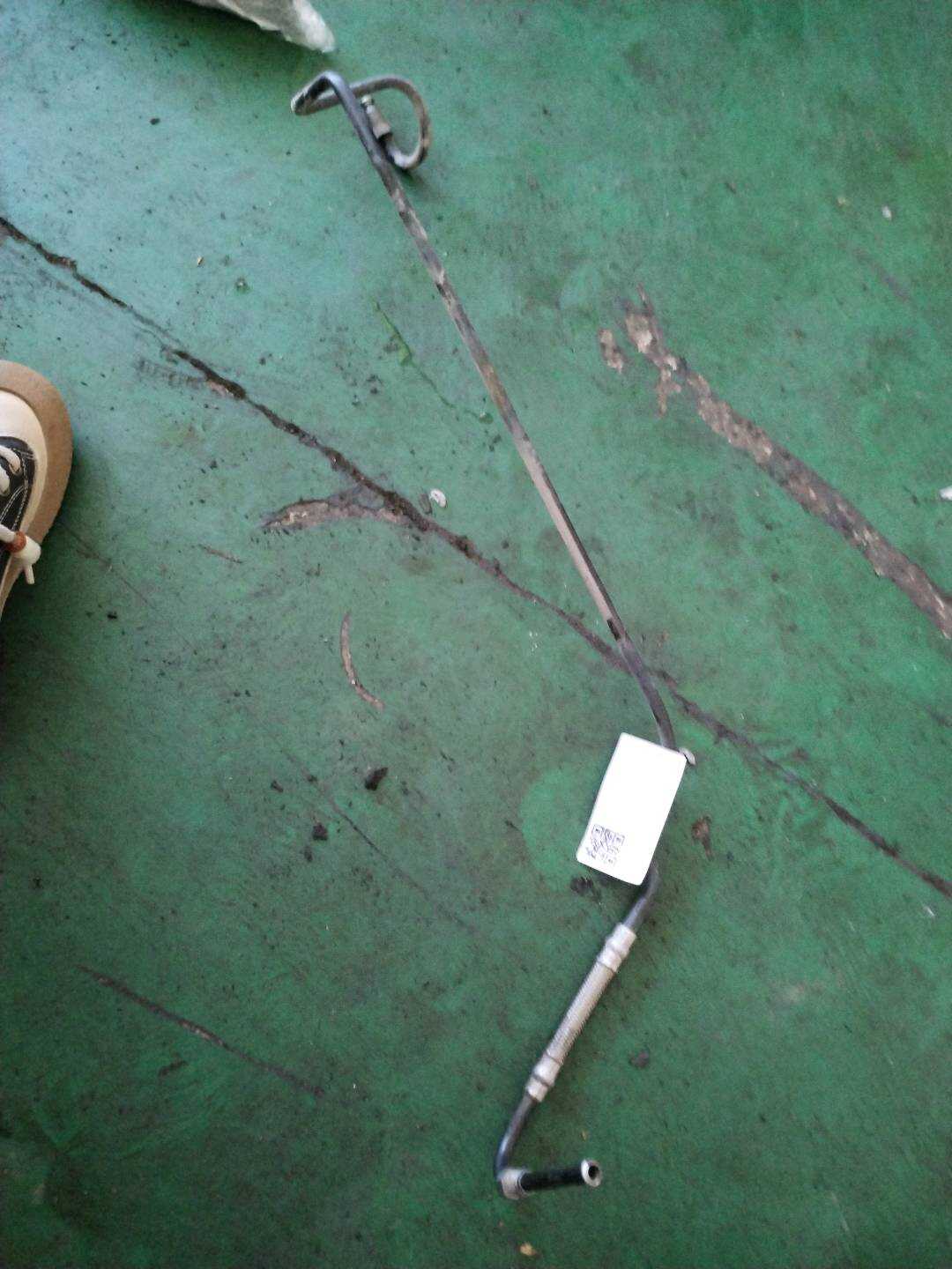 9800961780 制动总泵进油管