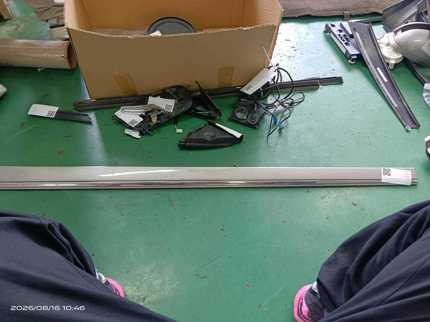 A21169019629723 前门饰条(左)