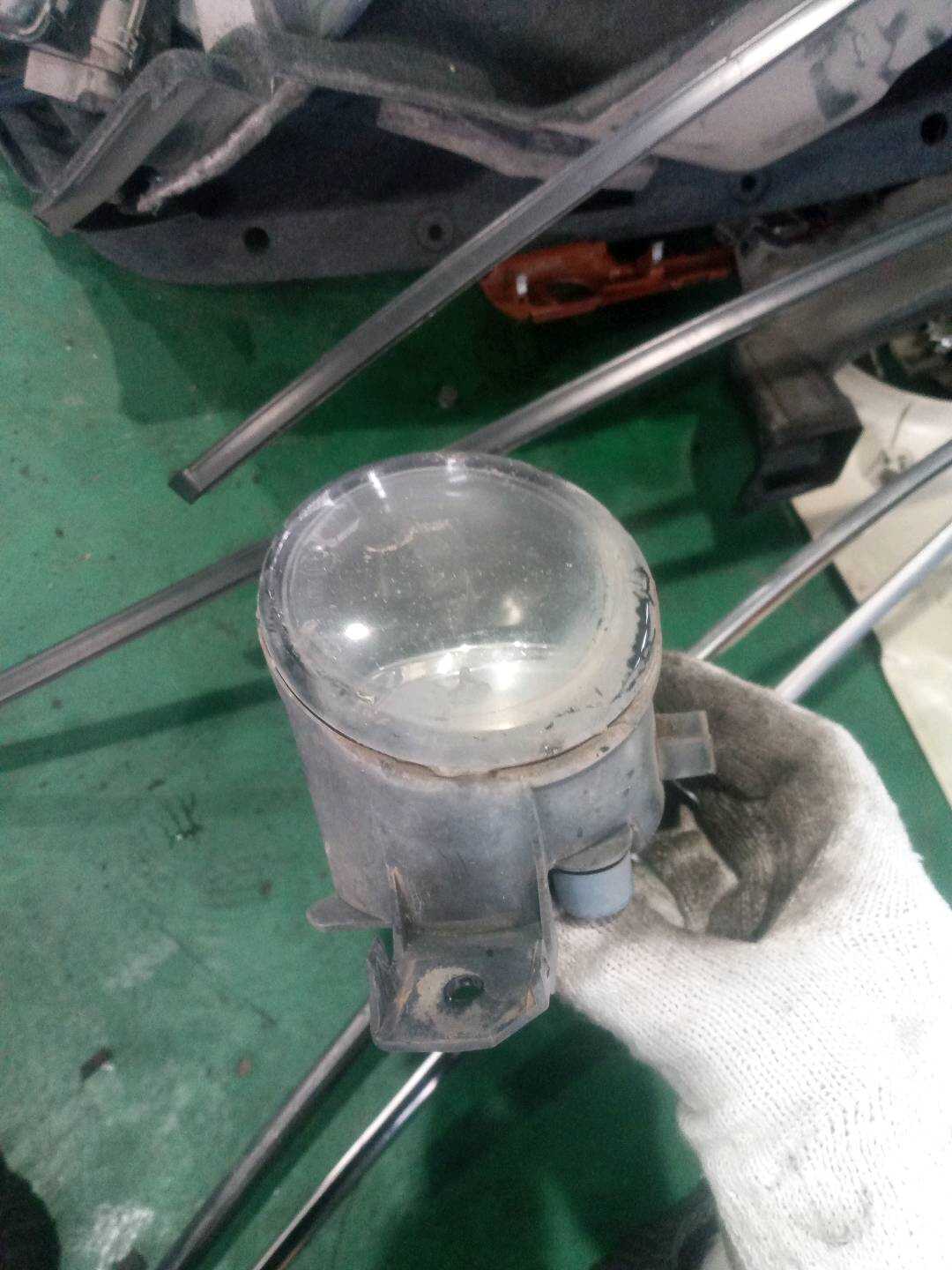 261508990A 前雾灯(右)