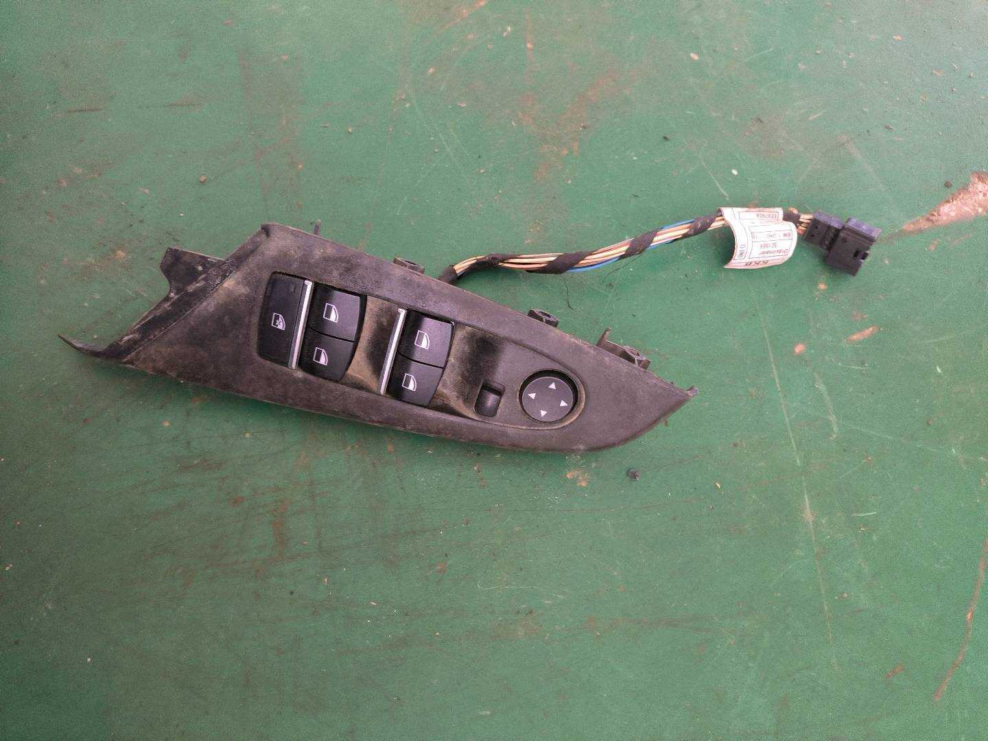 61319241953 Front Door Window Switch, Left