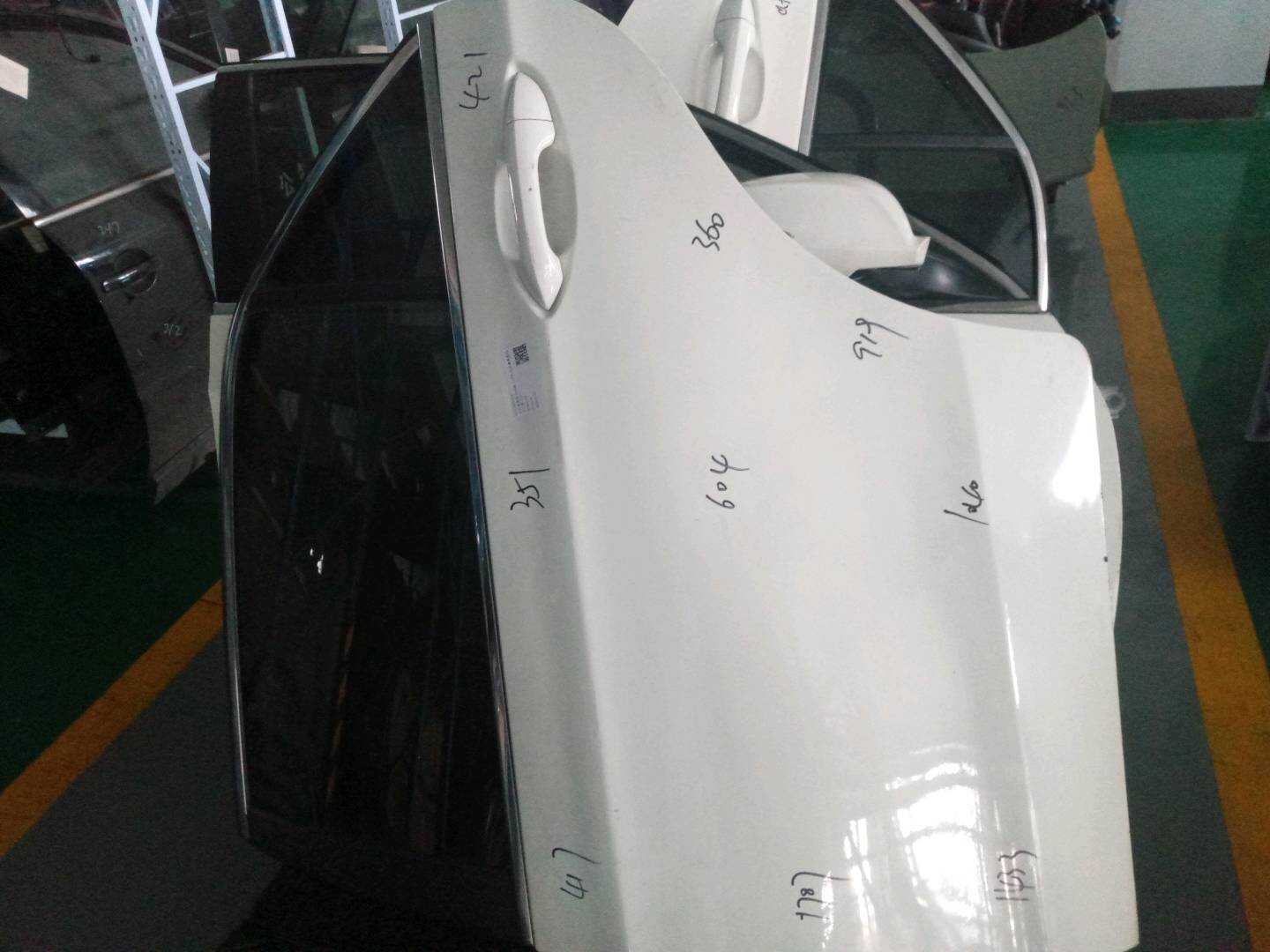 1098848900 Rear Door Shell, Left