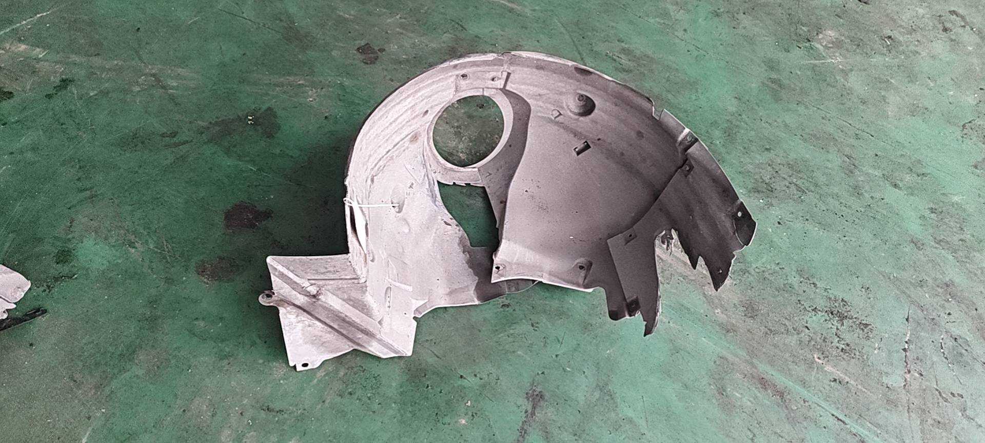 A2098840822 前叶子板内衬