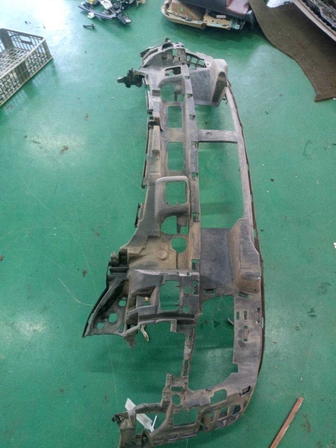 A2518851165 前保险杠内衬托架