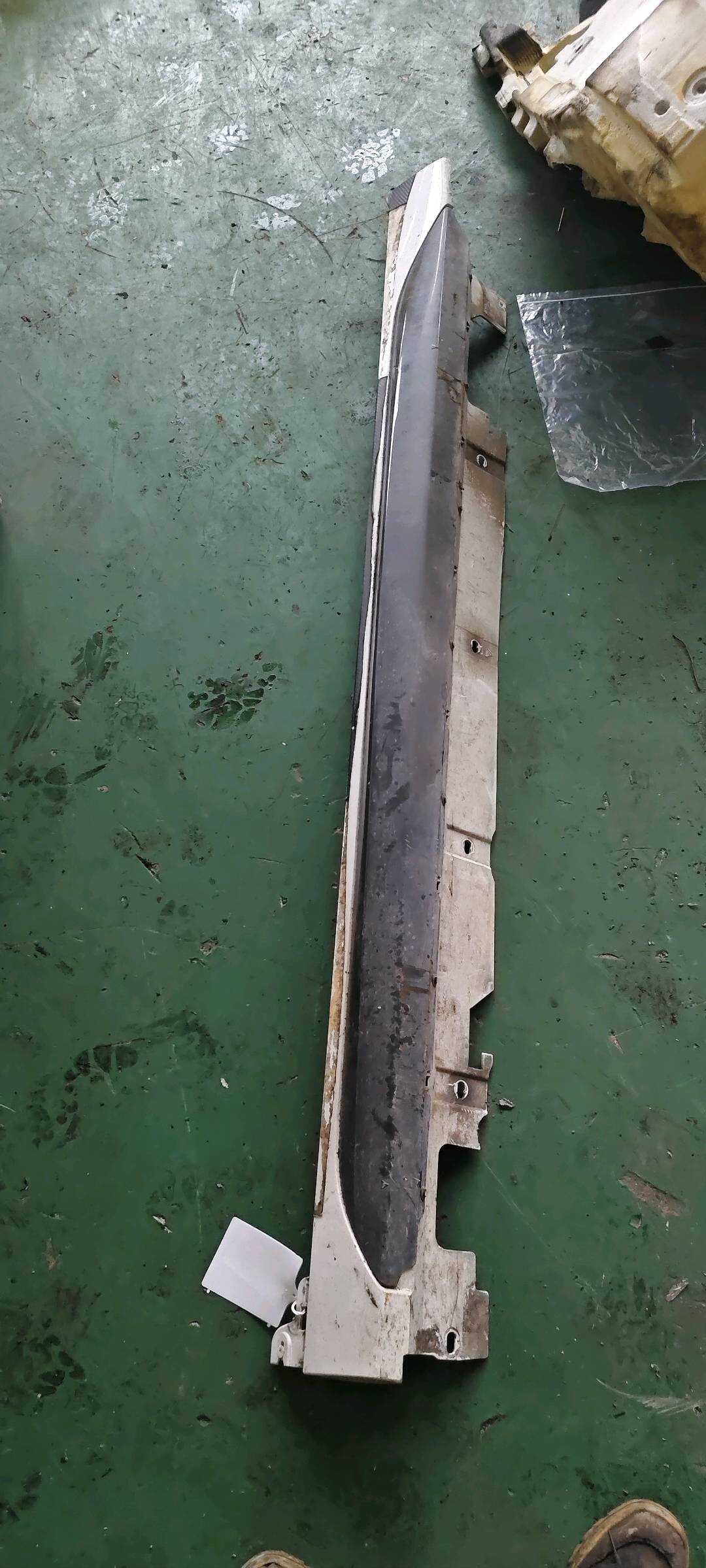 51778083153 底大边（左）