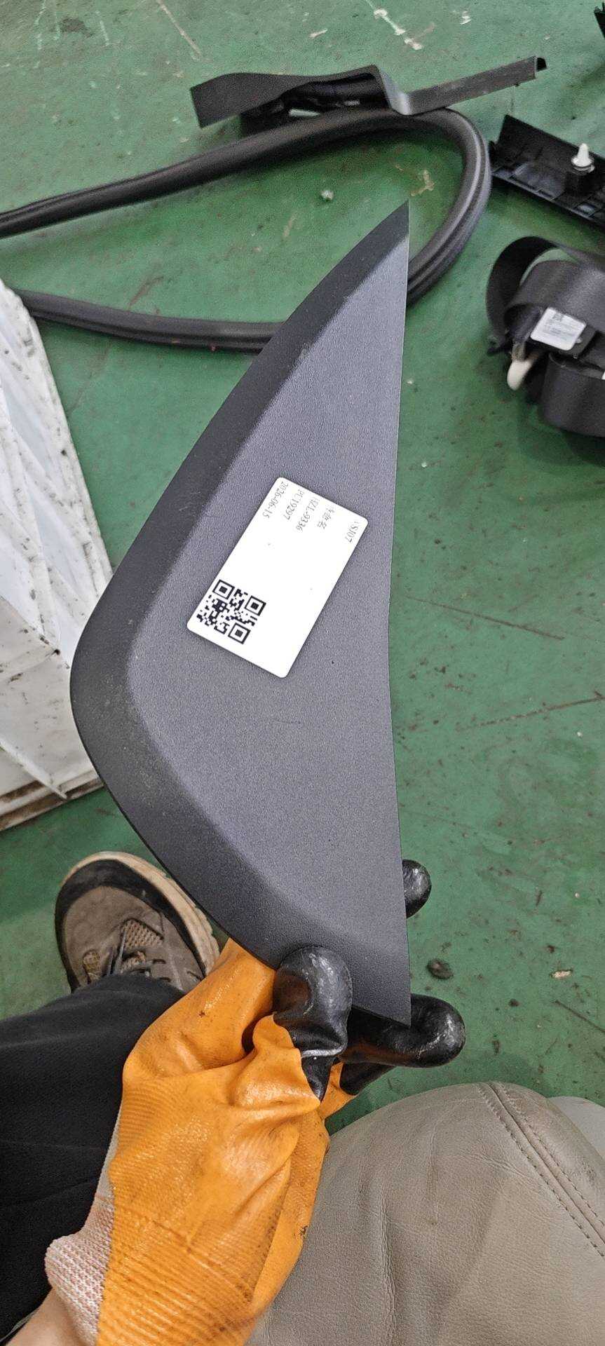FT4BR044C61AA3ZHE 仪表台侧护板(左)