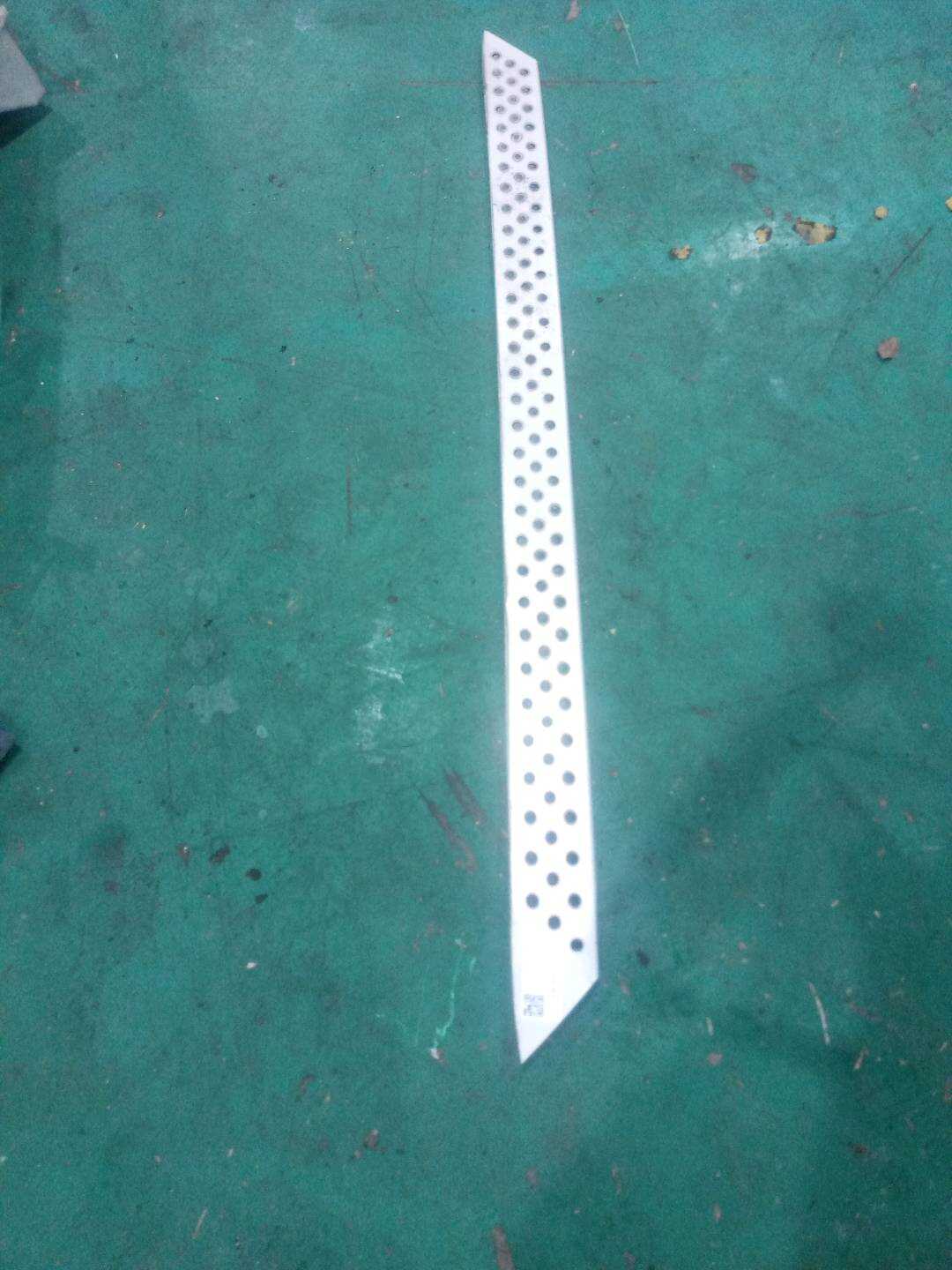 51777227534 迎宾踏板(右)