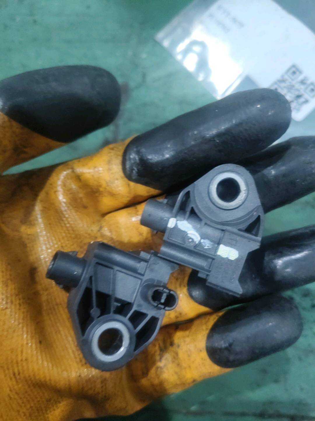 B001099 Impact Sensor