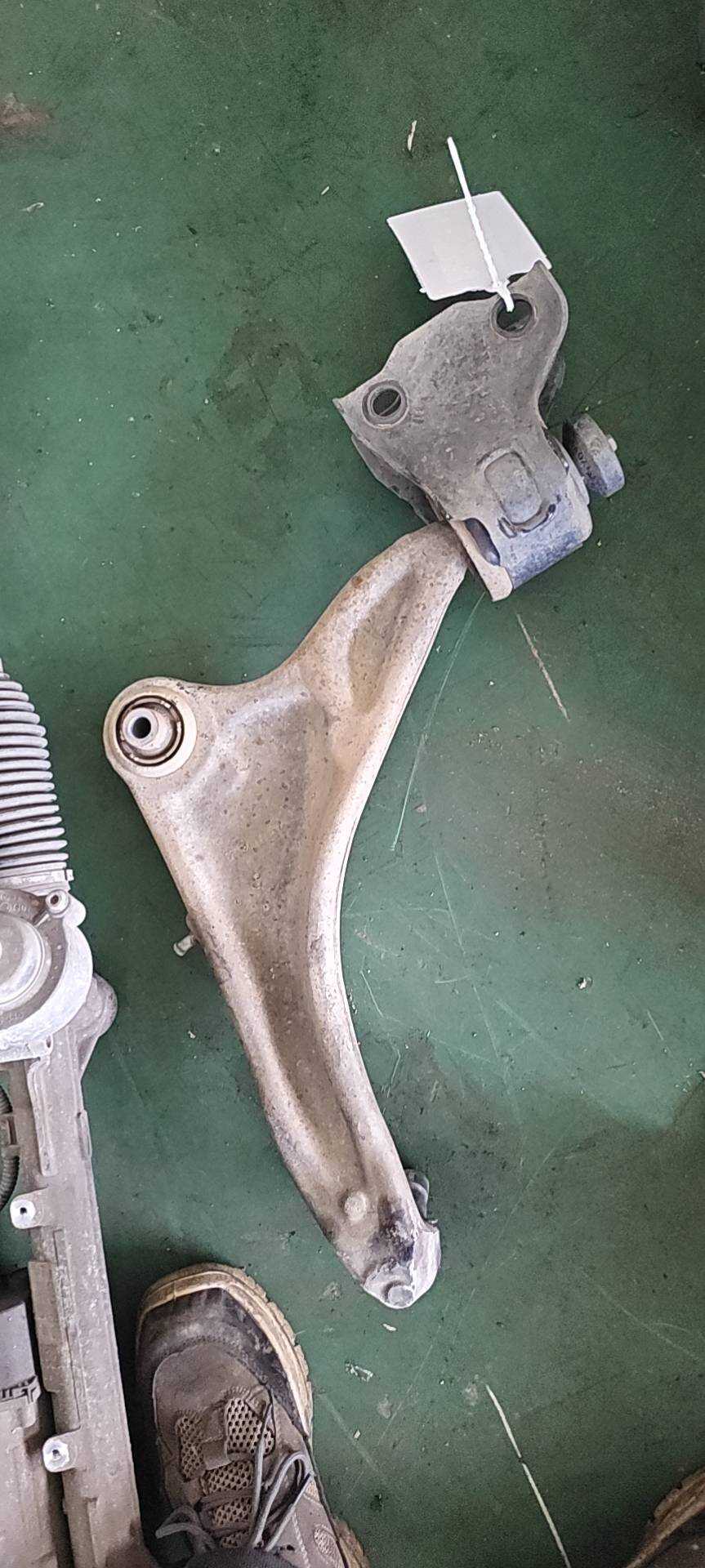 LR045803 Front Lower Control Arm, Right