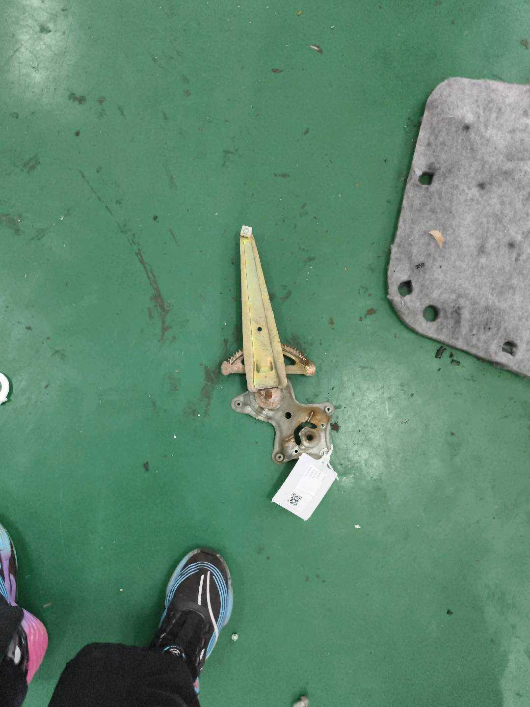 6980433030 Rear Door Window Regulator Bracket, Left