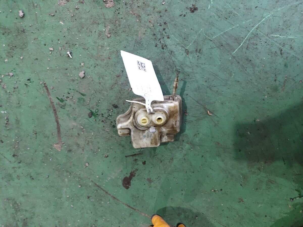 1K1611301E Brake Fluid Reservoir