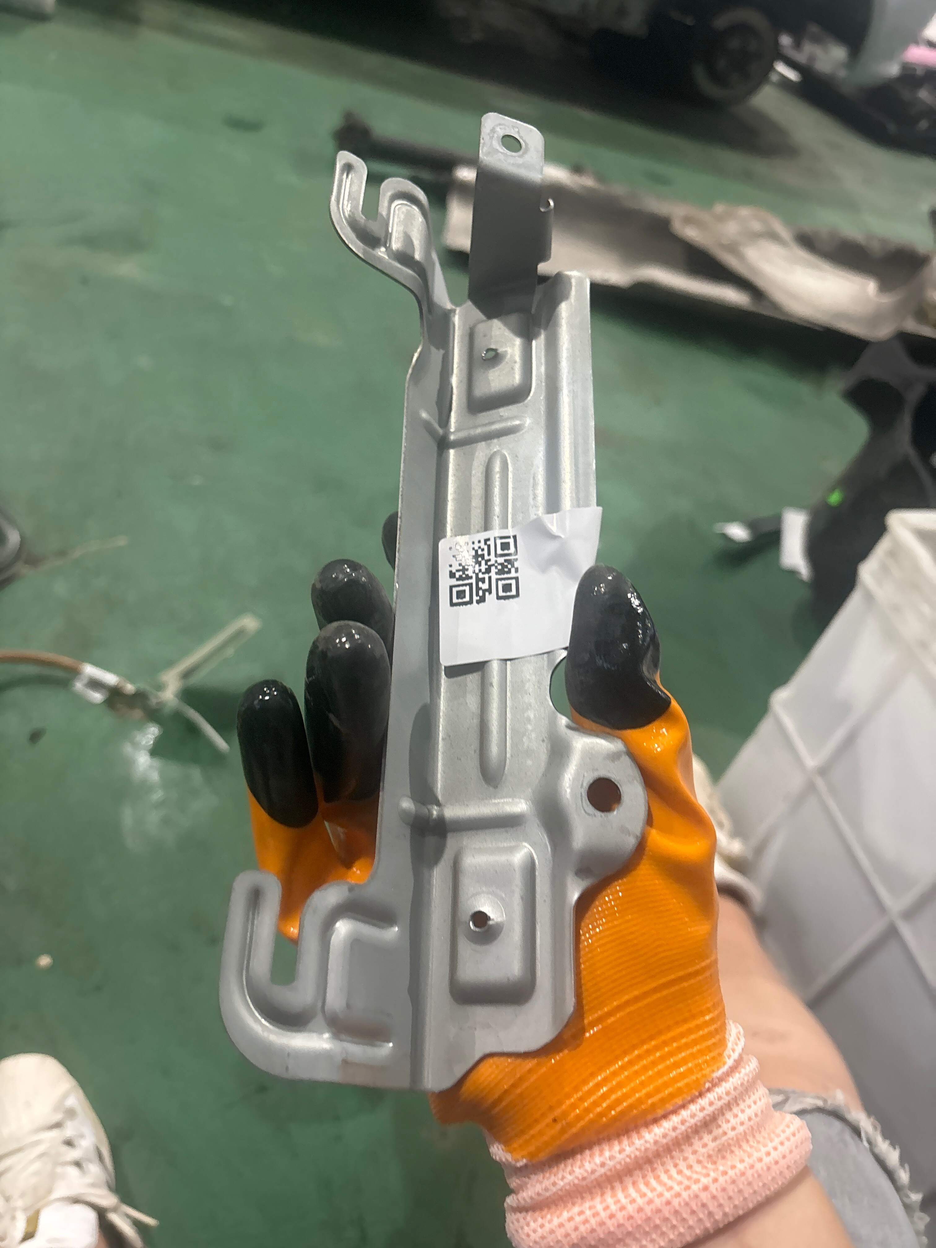 51167119420 Roof Grab Handle Bracket, Rear Right