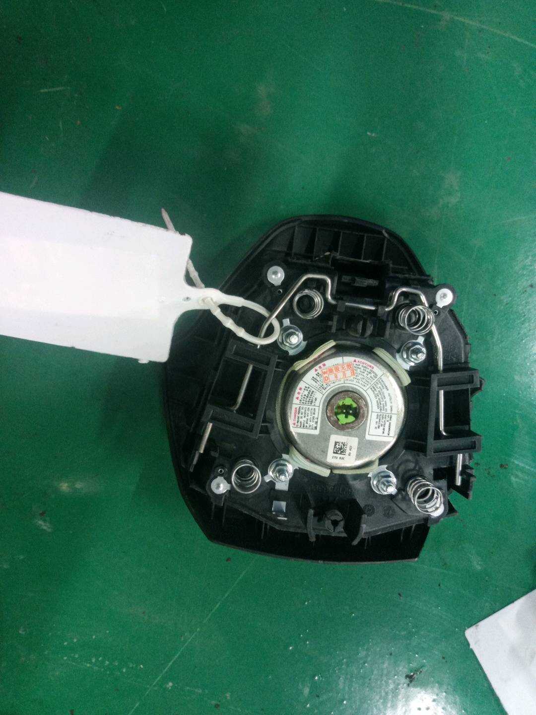 5820100XS08XACR 驾驶员安全气囊