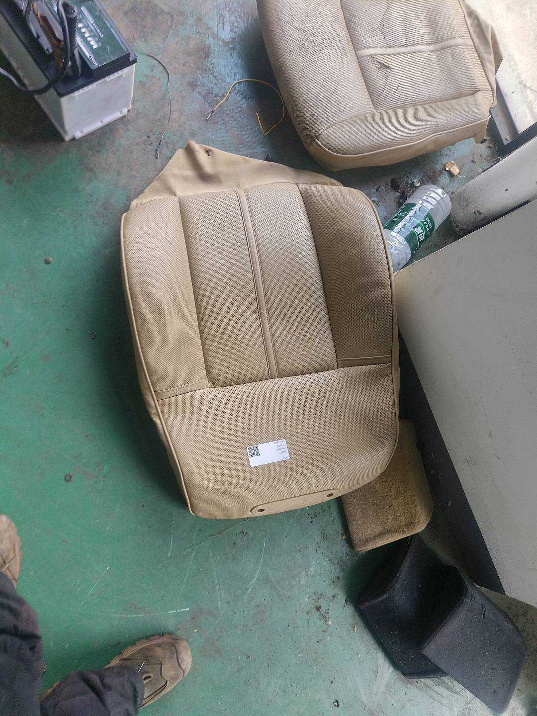 52107007328 副驾驶员座椅靠背软垫