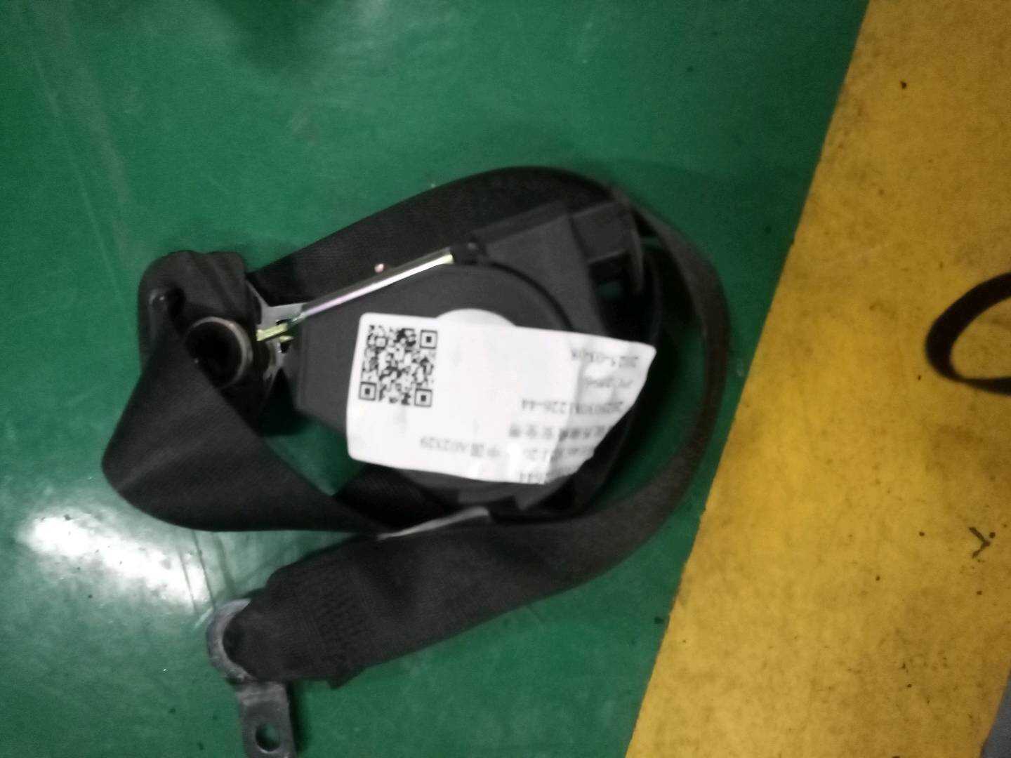 20250308122644 驾驶员座椅安全带