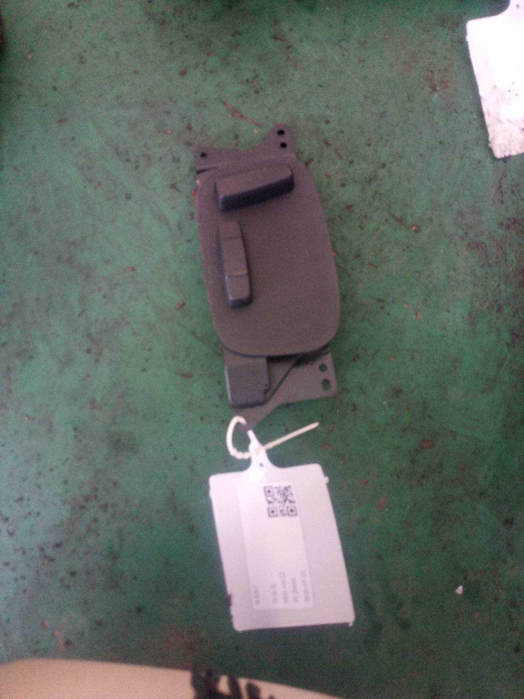 T2H2666 副驾驶员座椅调节开关