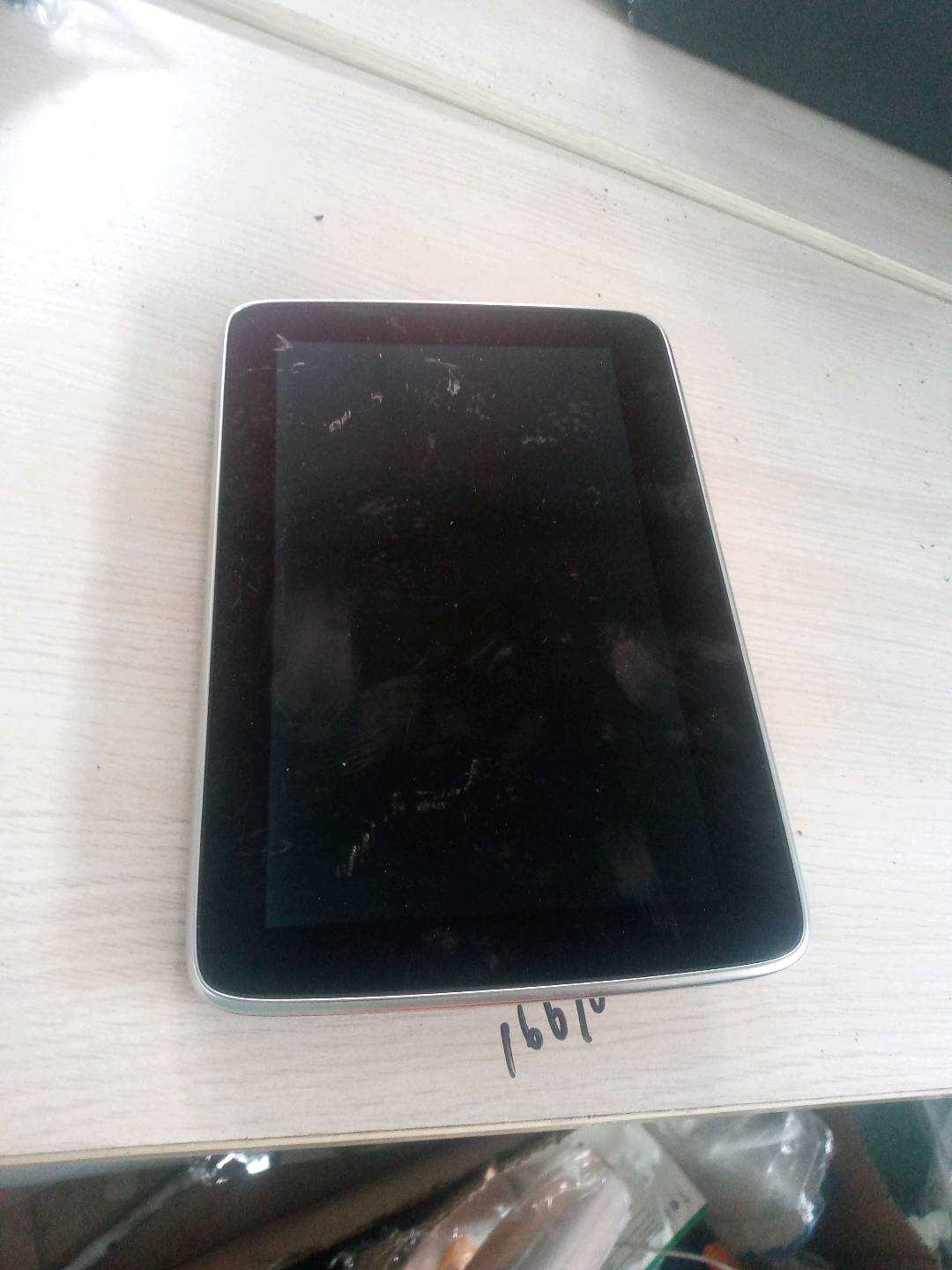 A1669007814 仪表台中央显示器