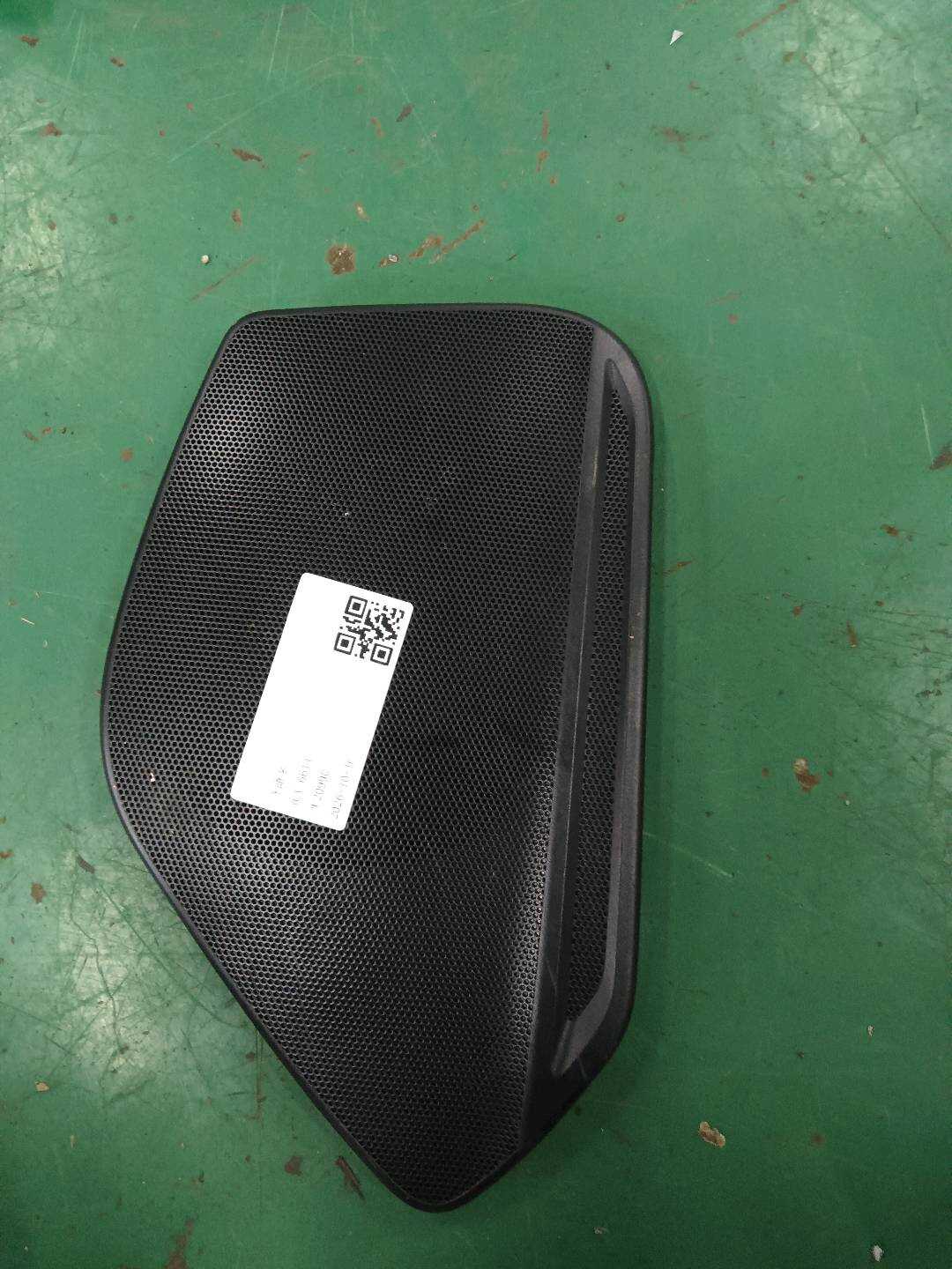8WD035419 前门扬声器罩(左)