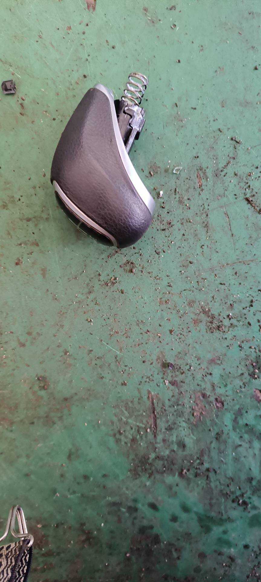 84640F9AA0 变速器换档杆防尘套