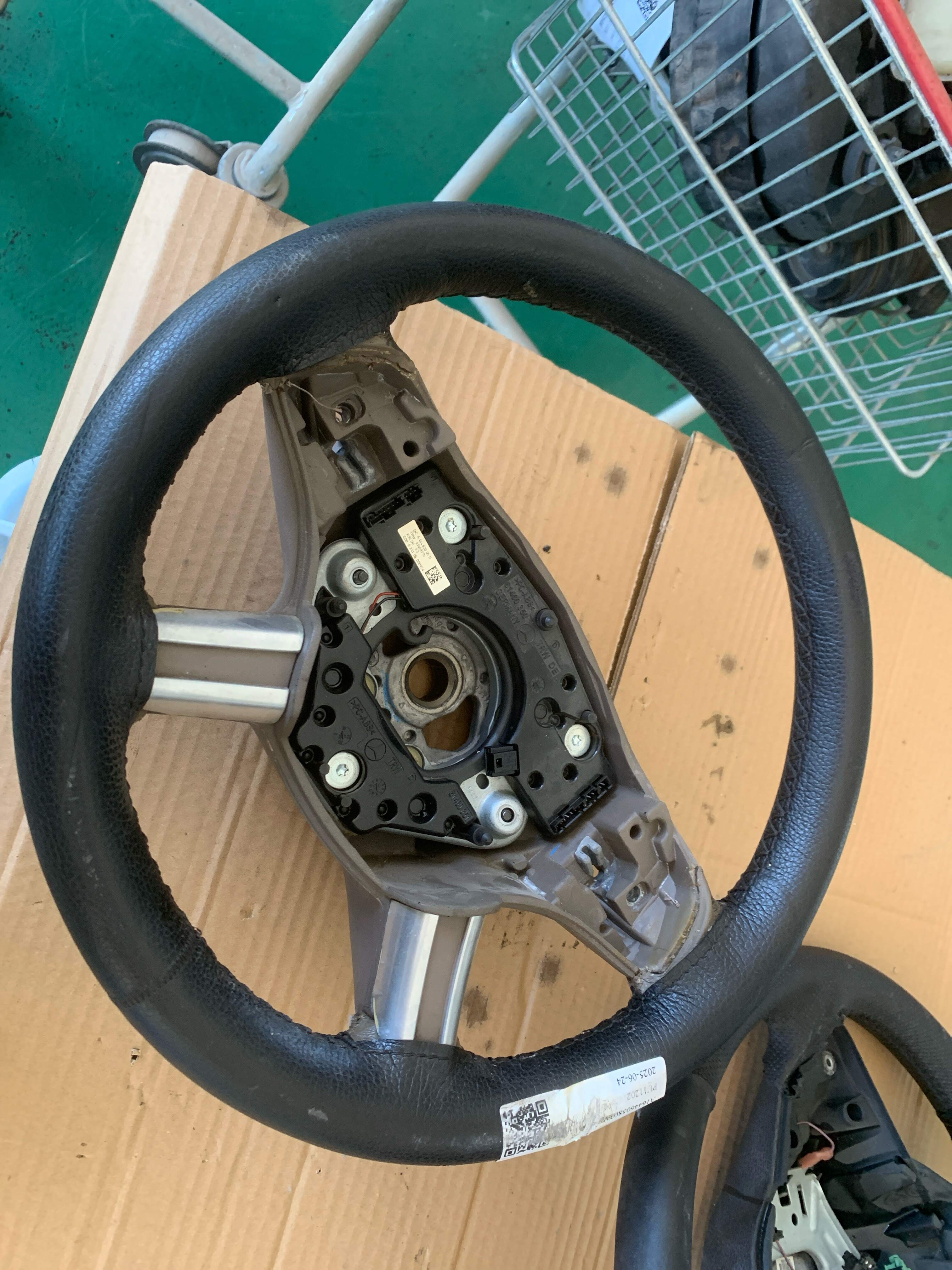 A16446058031B75 方向盘